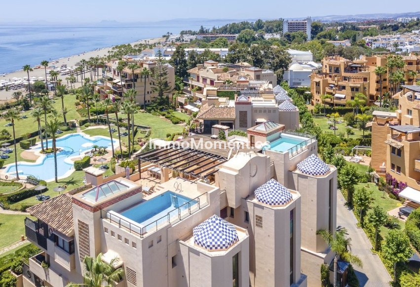 Resale - Apartment - Estepona - Costalita