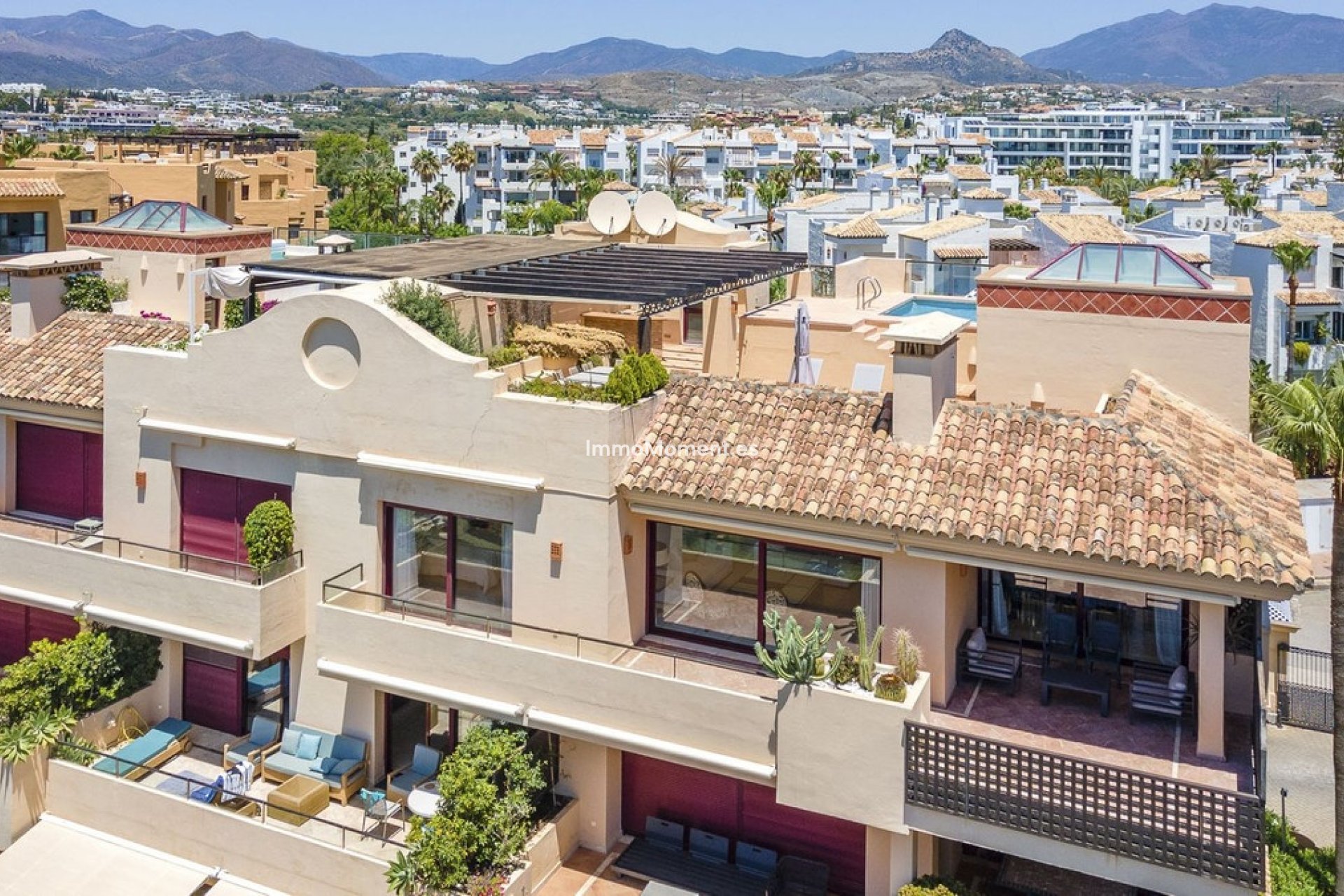 Resale - Apartment - Estepona - Costalita