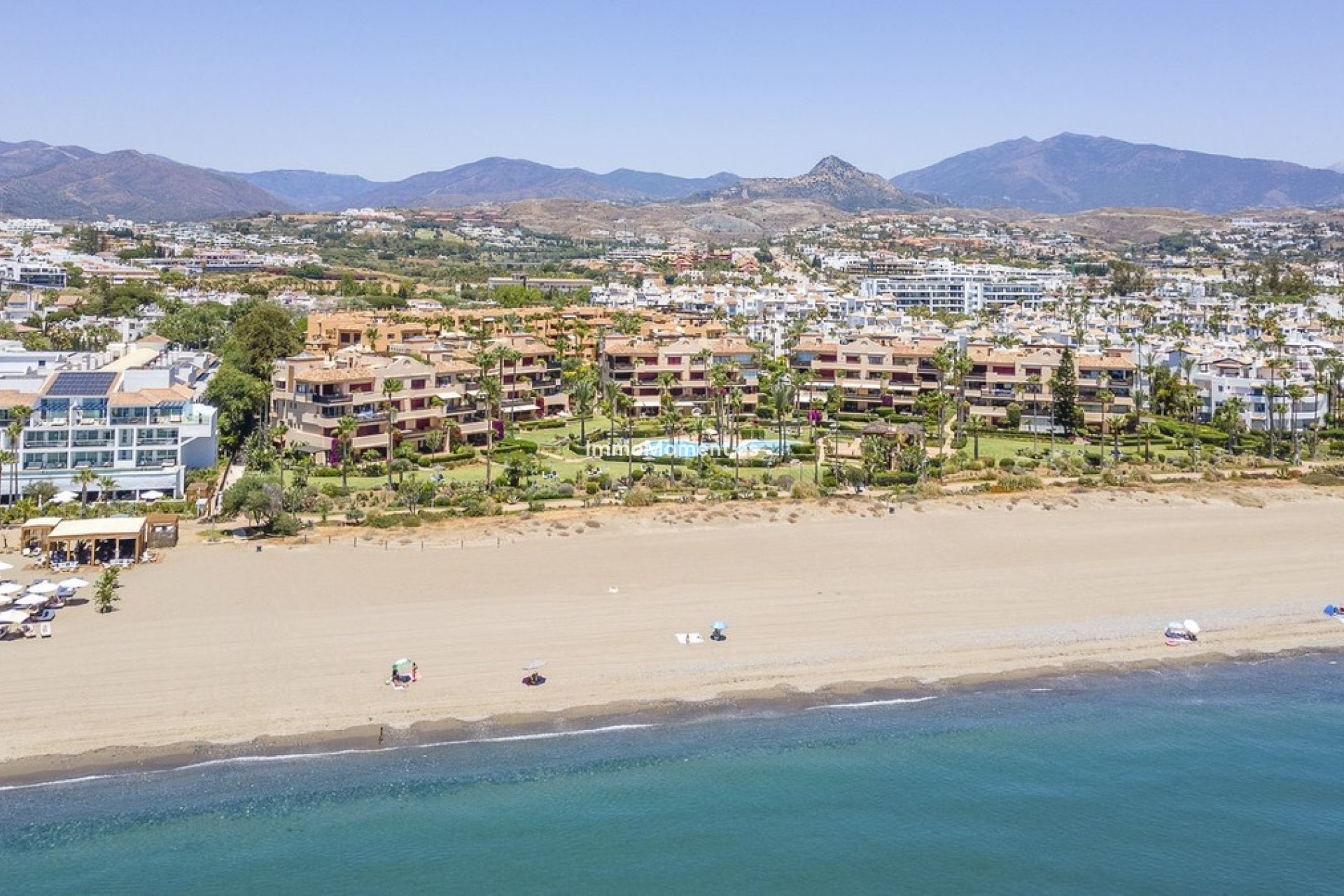 Resale - Apartment - Estepona - Costalita
