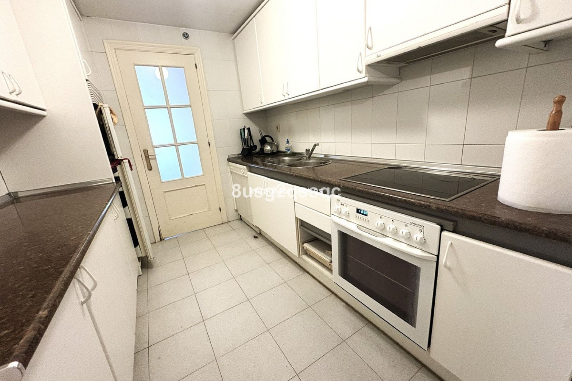 Resale - Apartment - Estepona - Costalita