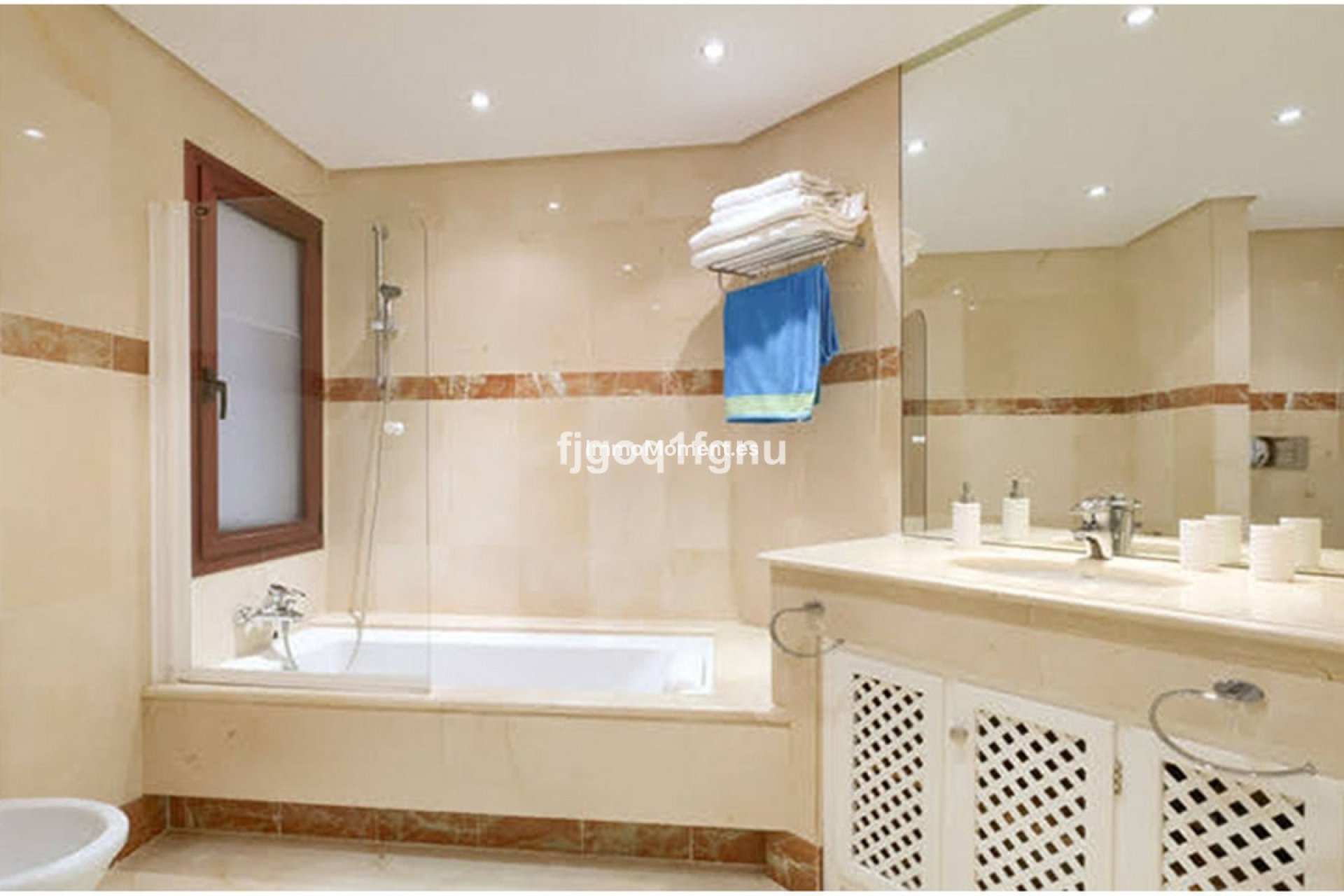 Resale - Apartment - Estepona - Costalita