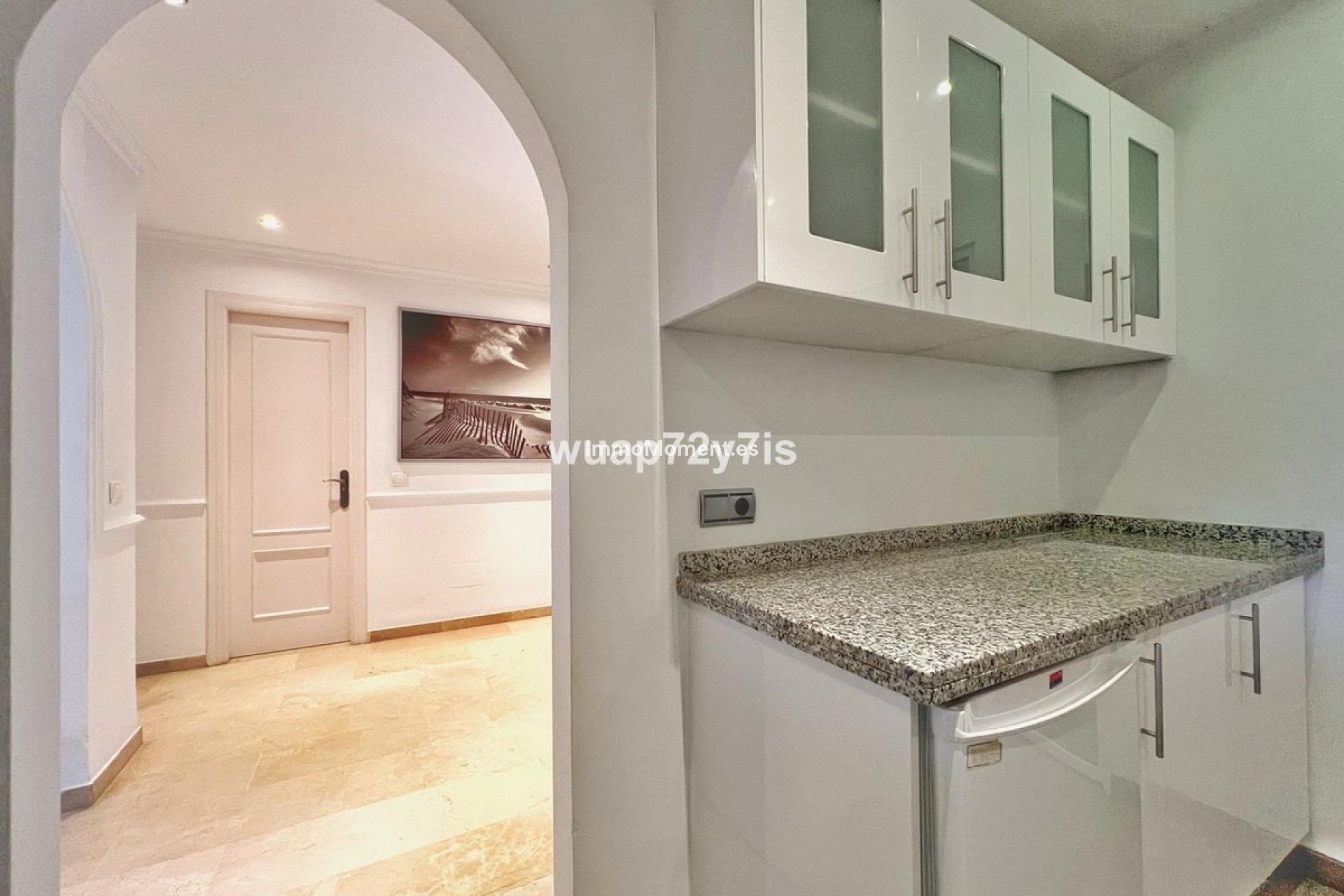 Resale - Apartment - Estepona - Costalita