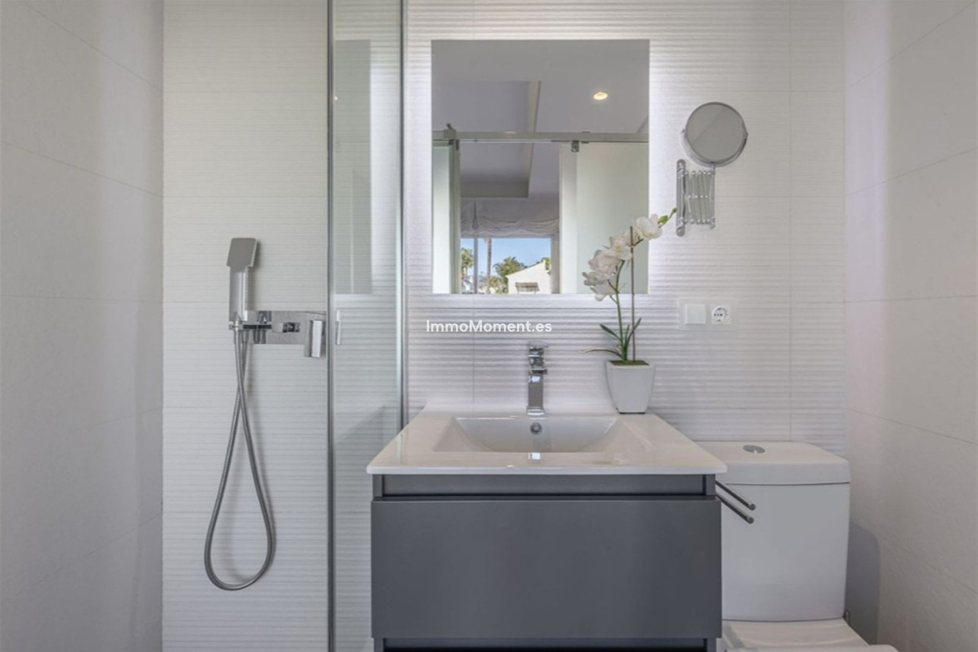 Resale - Apartment - Estepona - Costalita