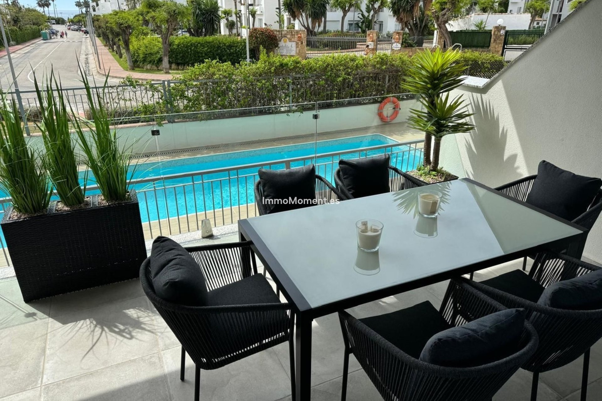 Resale - Apartment - Estepona - Costalita