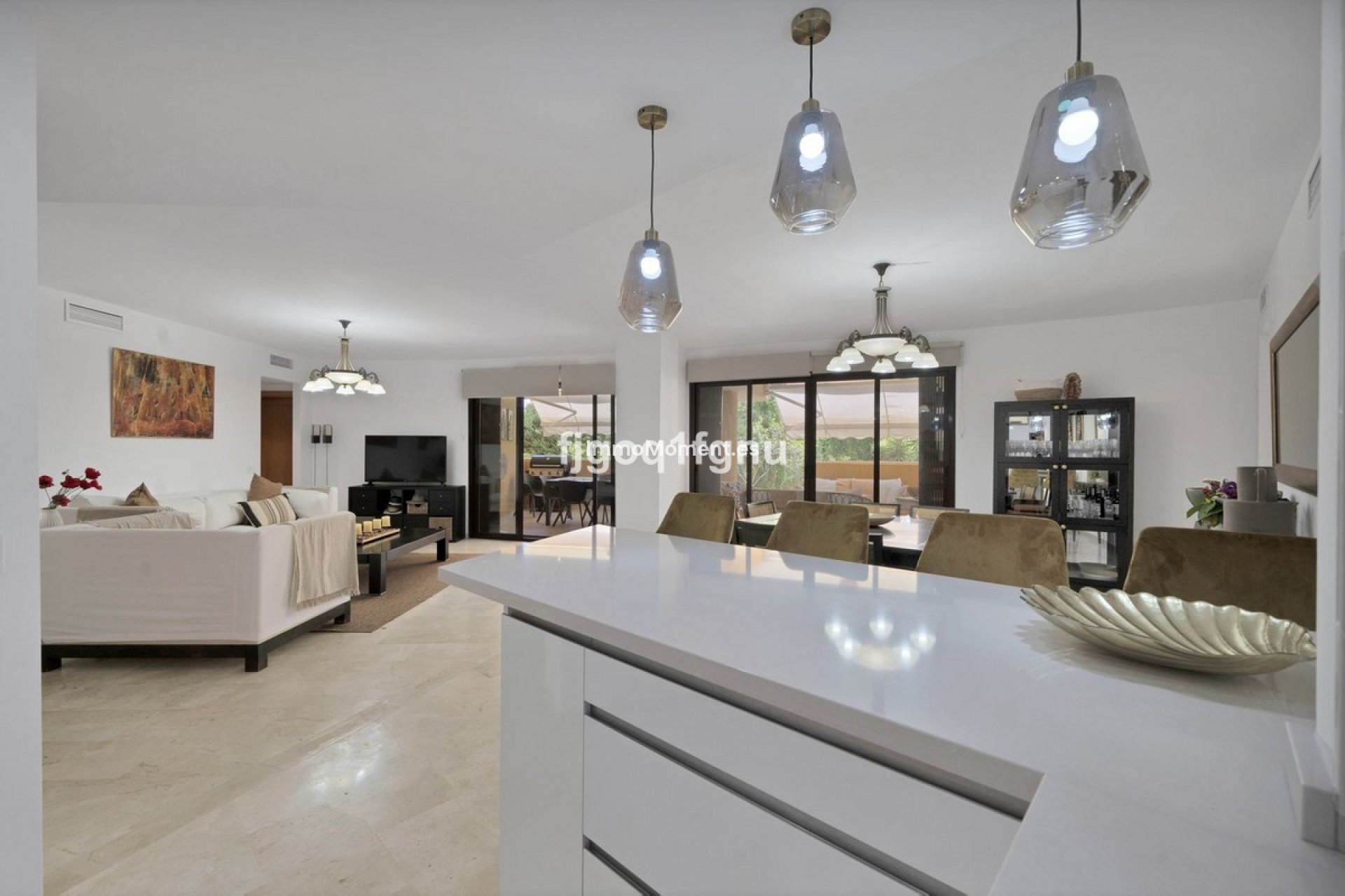 Resale - Apartment - Estepona - Costalita