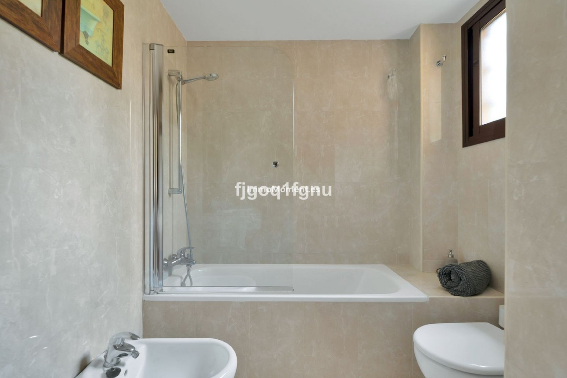 Resale - Apartment - Estepona - Costalita