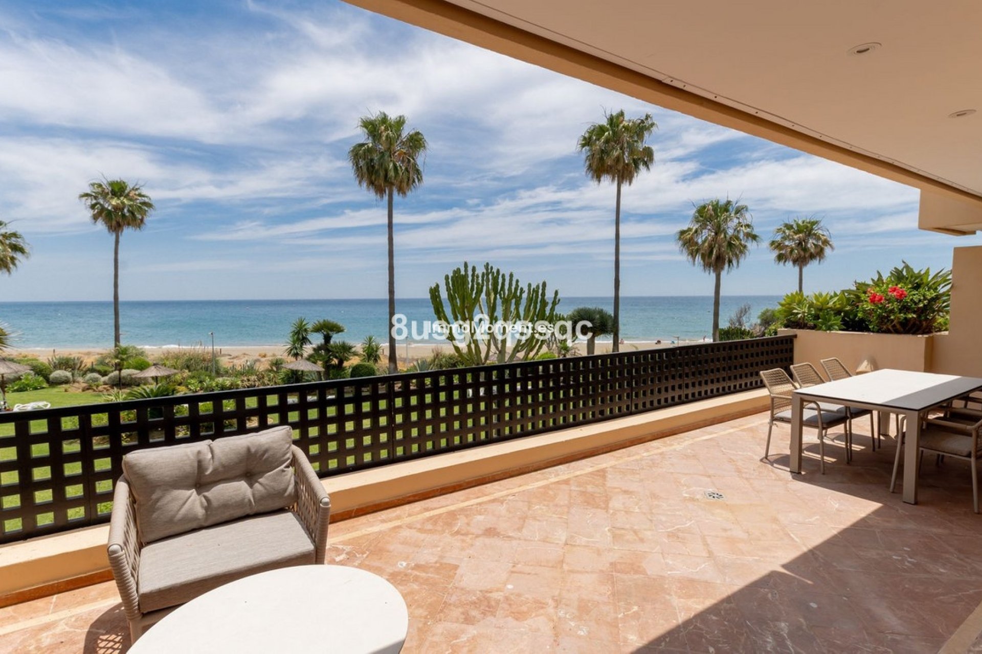 Resale - Apartment - Estepona - Costalita