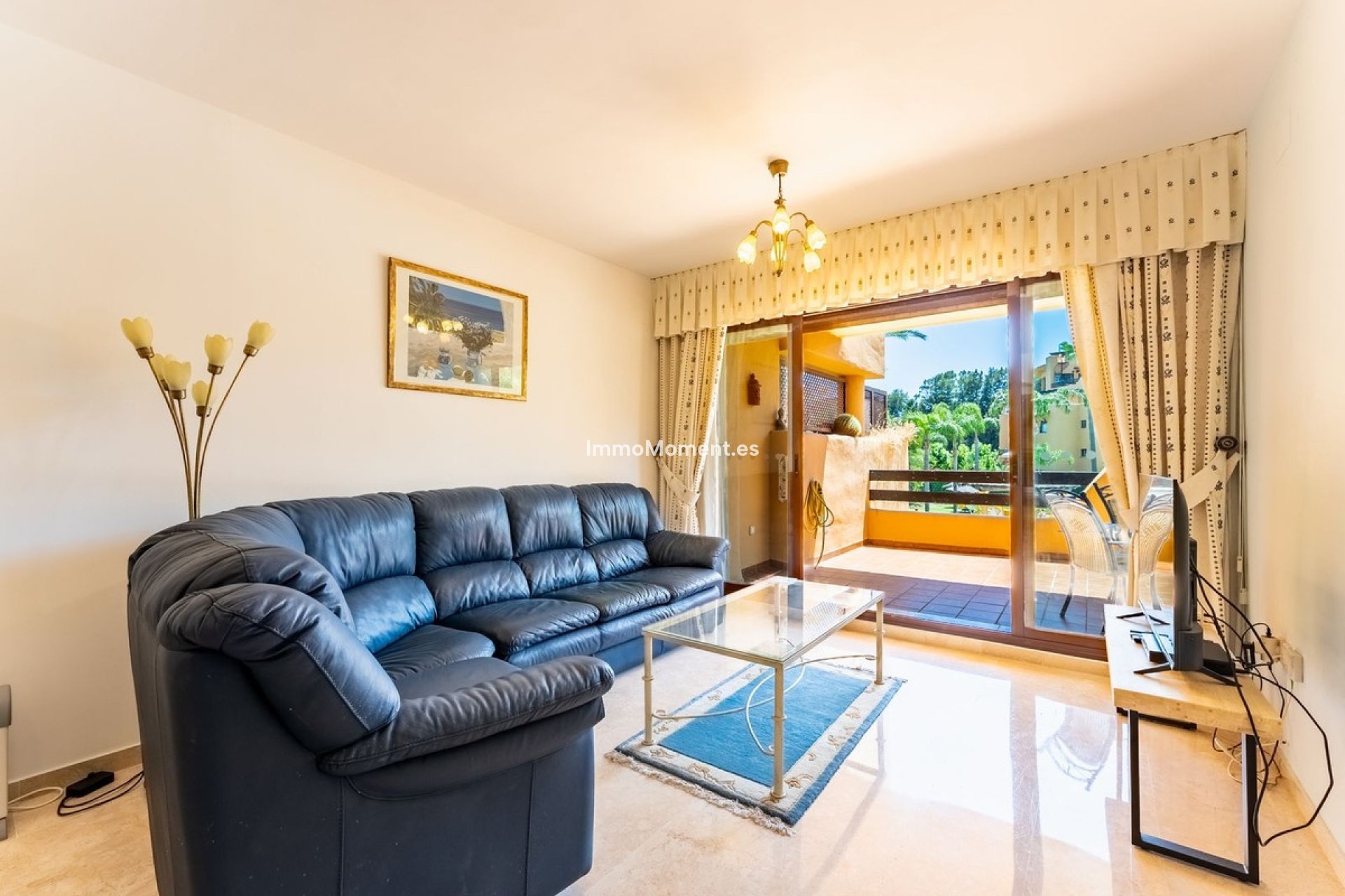 Resale - Apartment - Estepona - Costalita