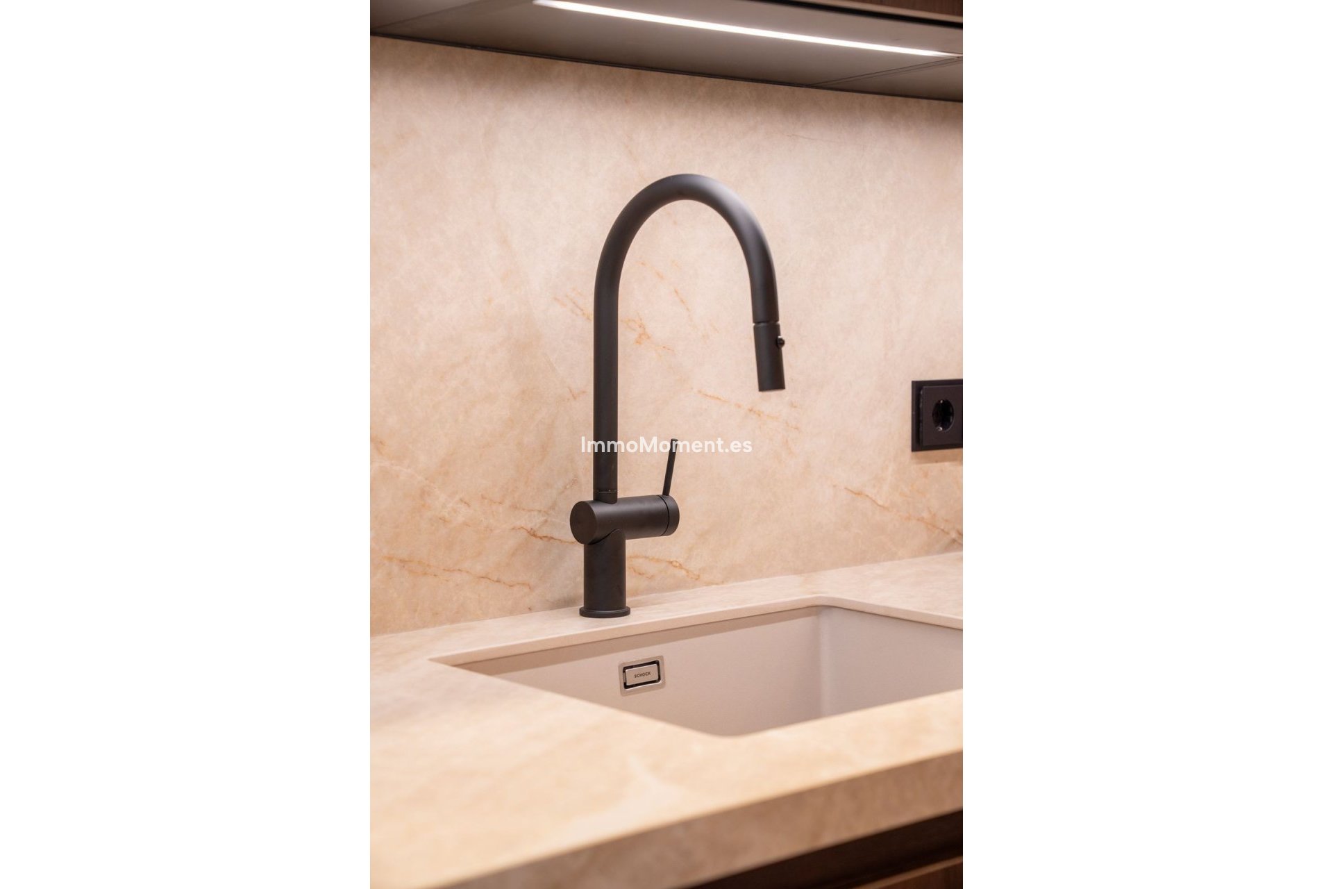 Resale - Apartment - Estepona - Costalita