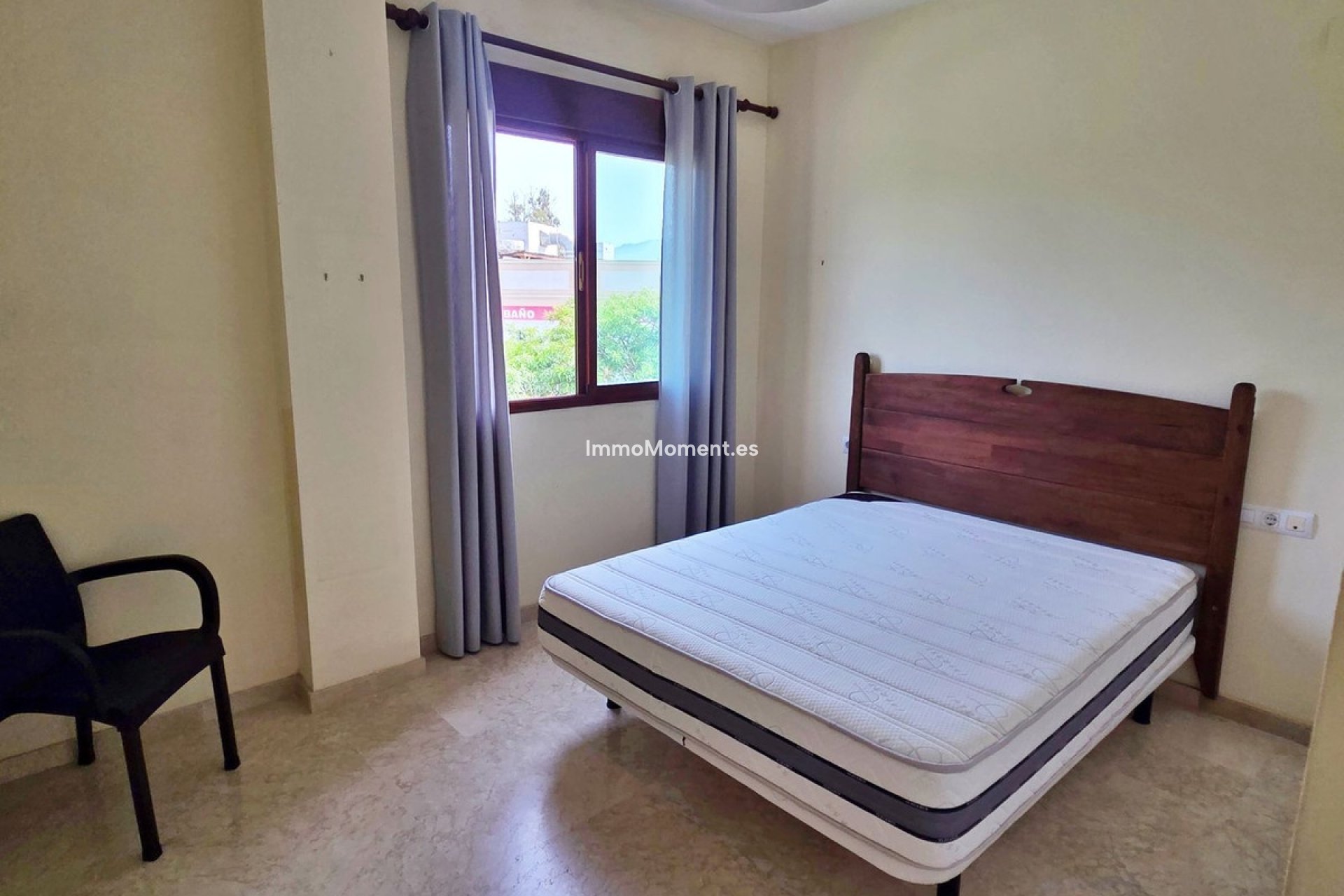 Resale - Apartment - Estepona - Costalita