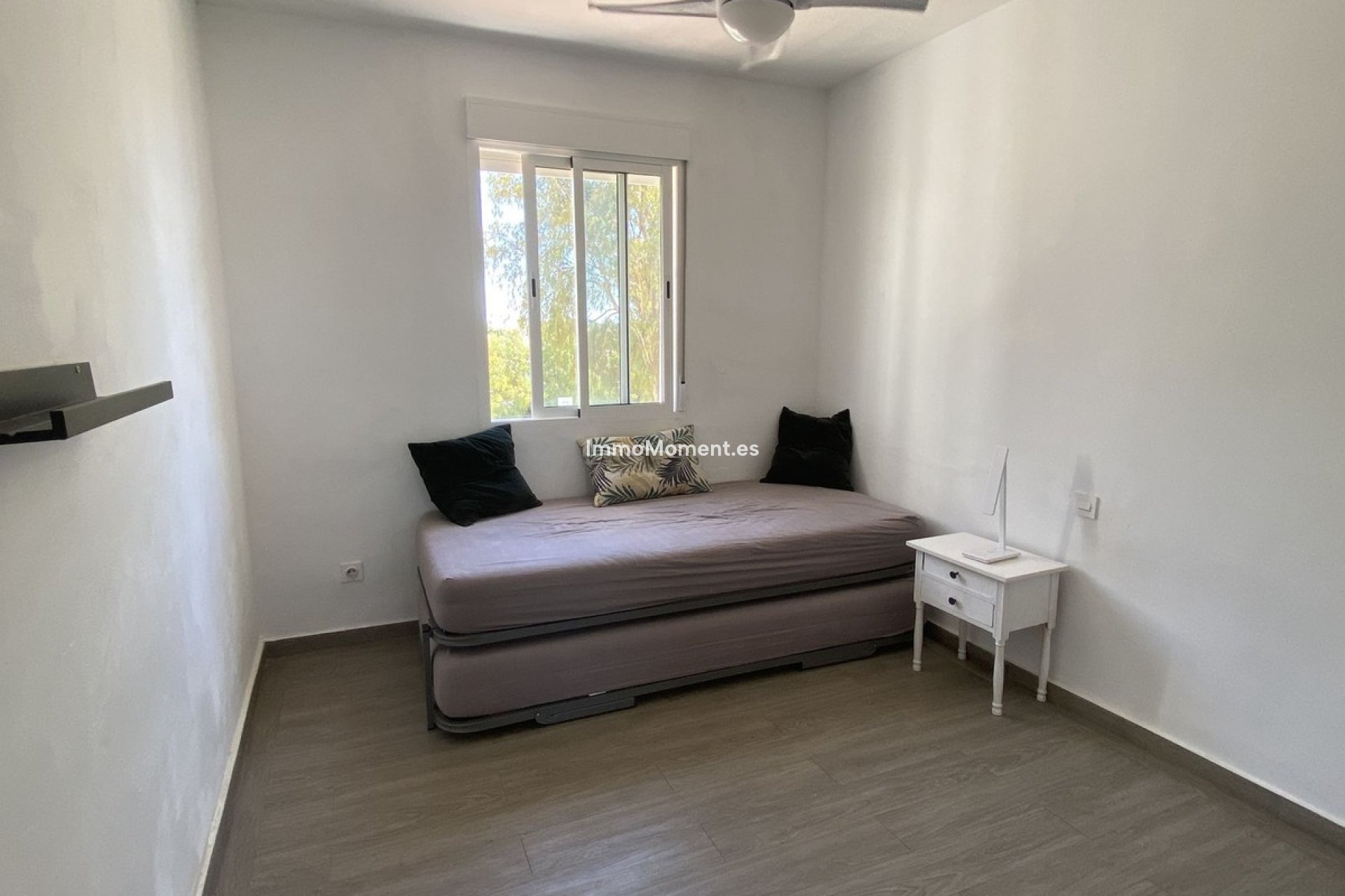 Resale - Apartment - Estepona - Diana Park