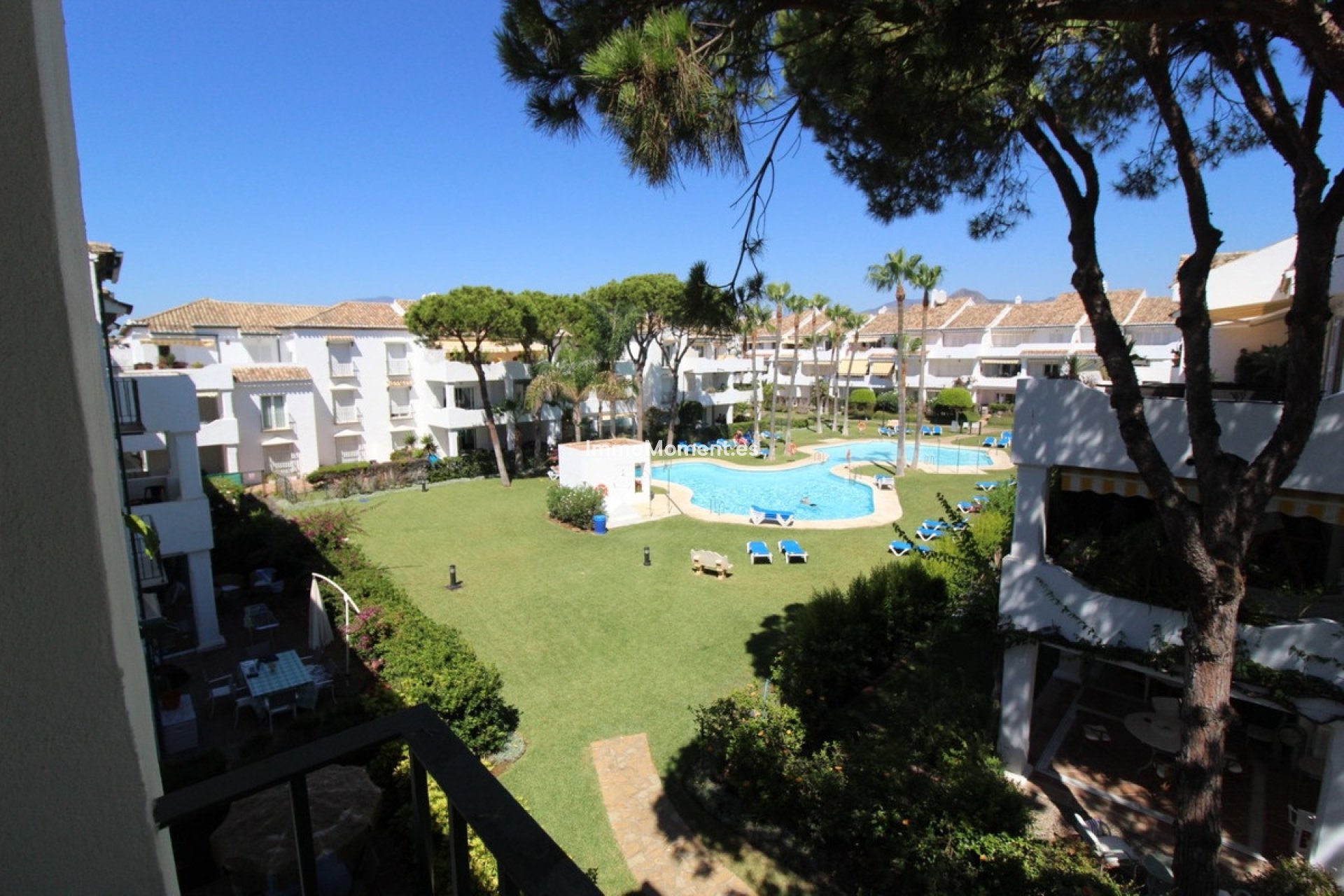 Resale - Apartment - Estepona - El Presidente