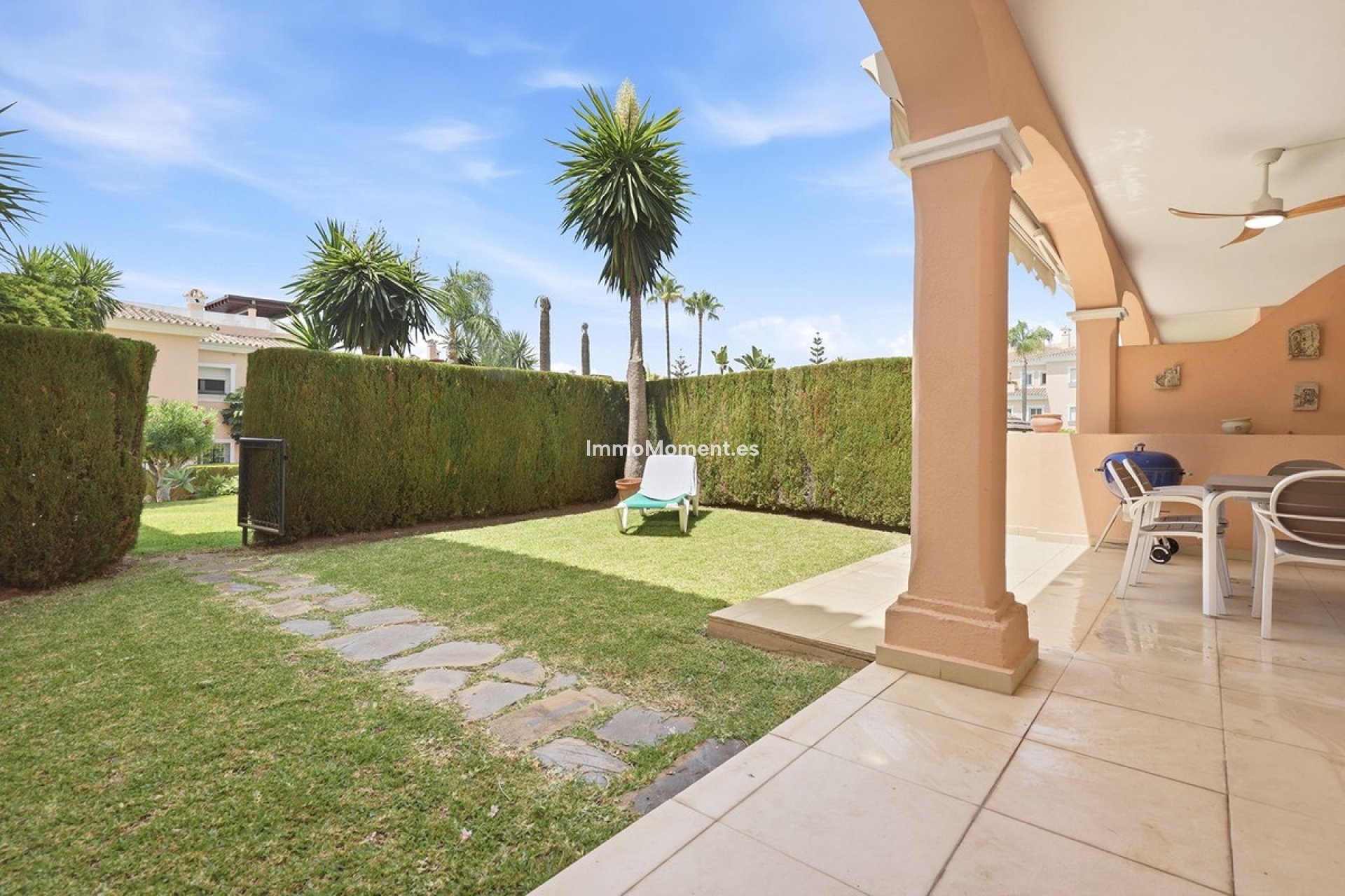 Resale - Apartment - Estepona - Estepona Centro