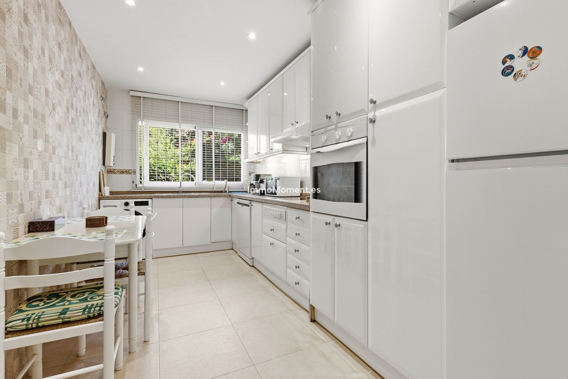 Resale - Apartment - Estepona - Estepona Centro