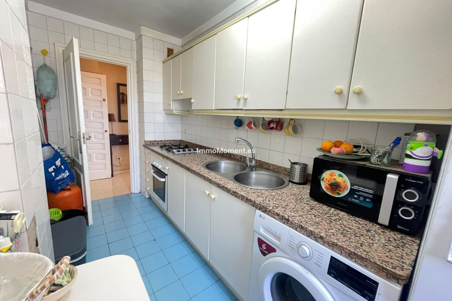 Resale - Apartment - Estepona - Estepona Centro