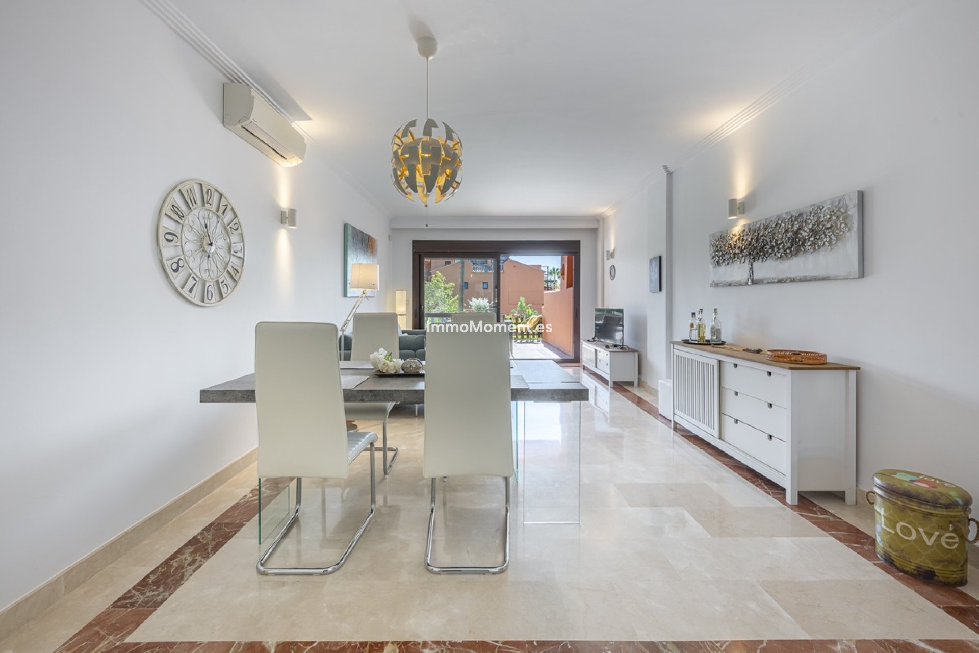 Resale - Apartment - Estepona - Estepona Centro