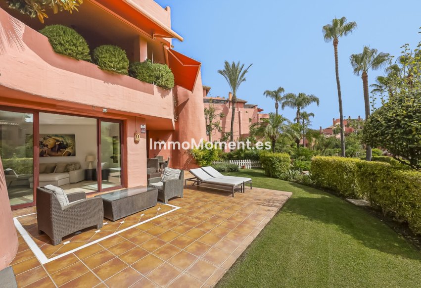Resale - Apartment - Estepona - Estepona Centro