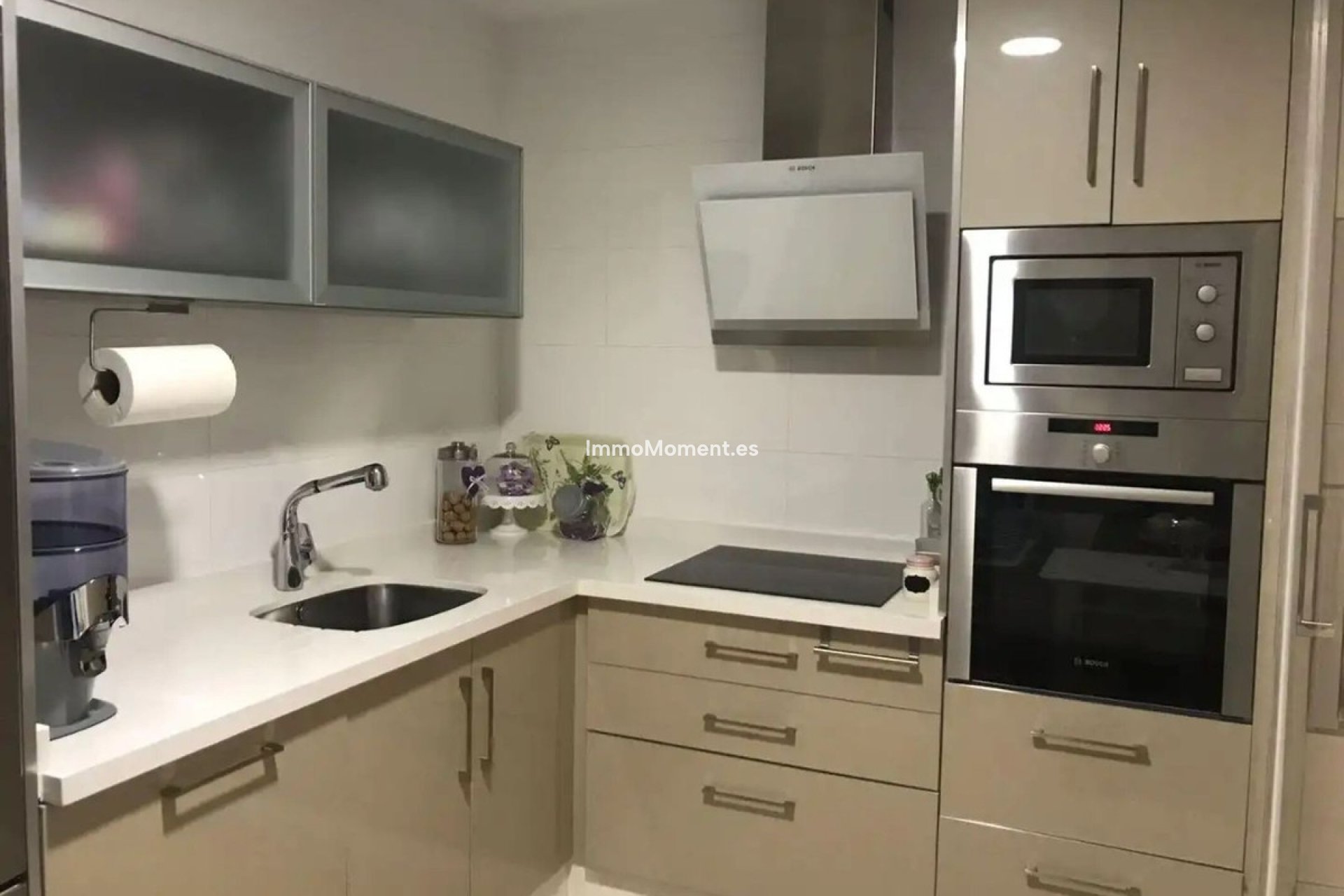 Resale - Apartment - Estepona - Estepona Centro