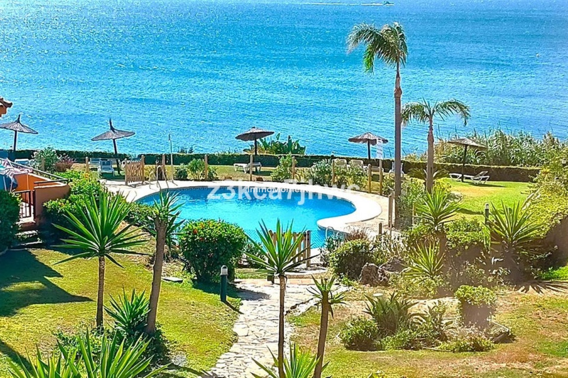 Resale - Apartment - Estepona - Estepona Centro