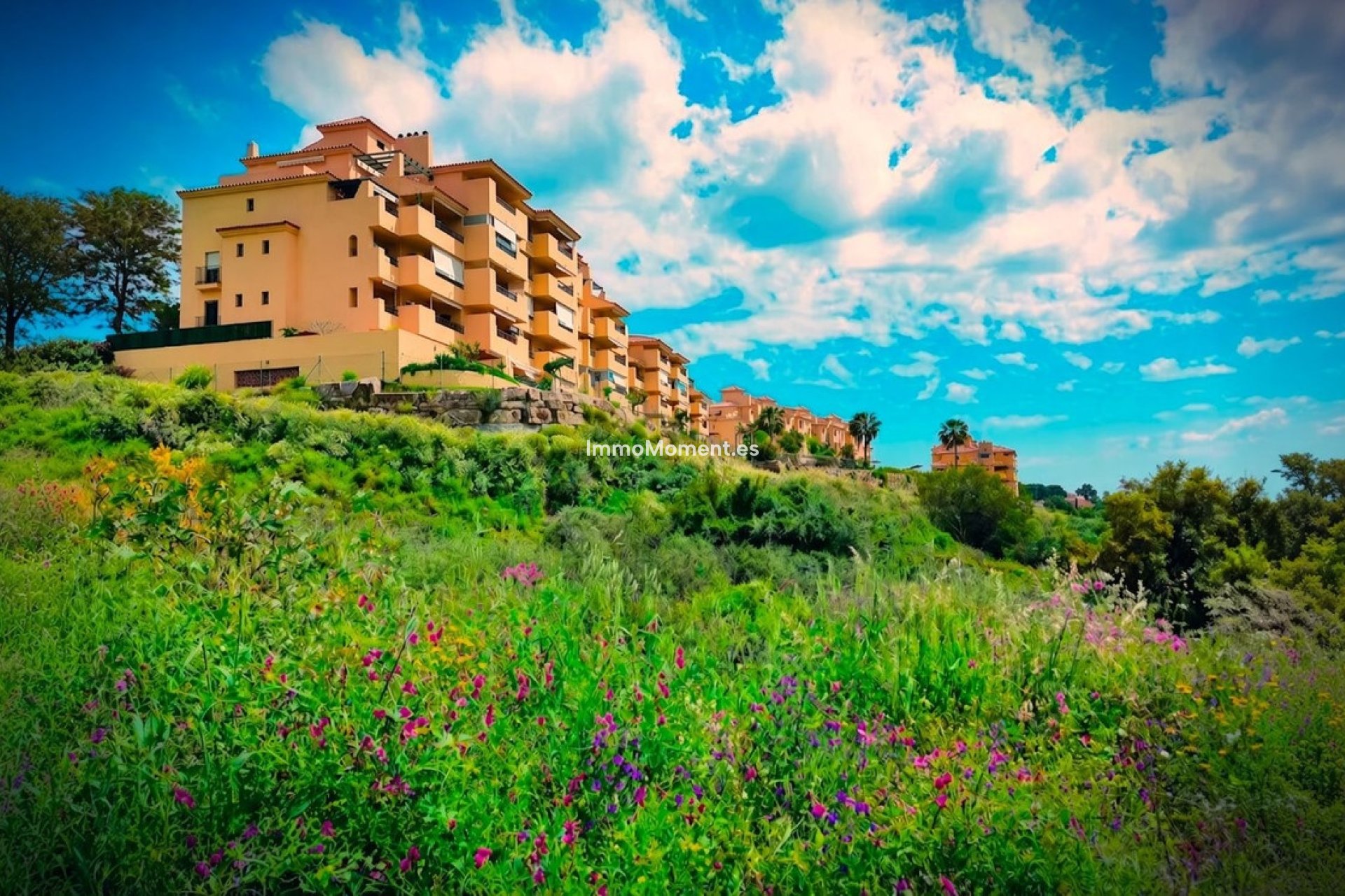 Resale - Apartment - Estepona - Estepona Centro