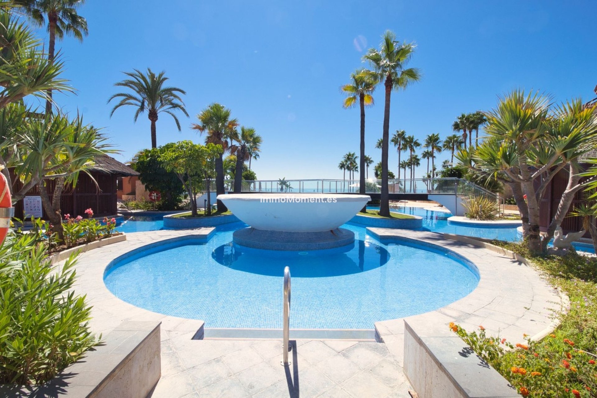 Resale - Apartment - Estepona - Estepona Centro