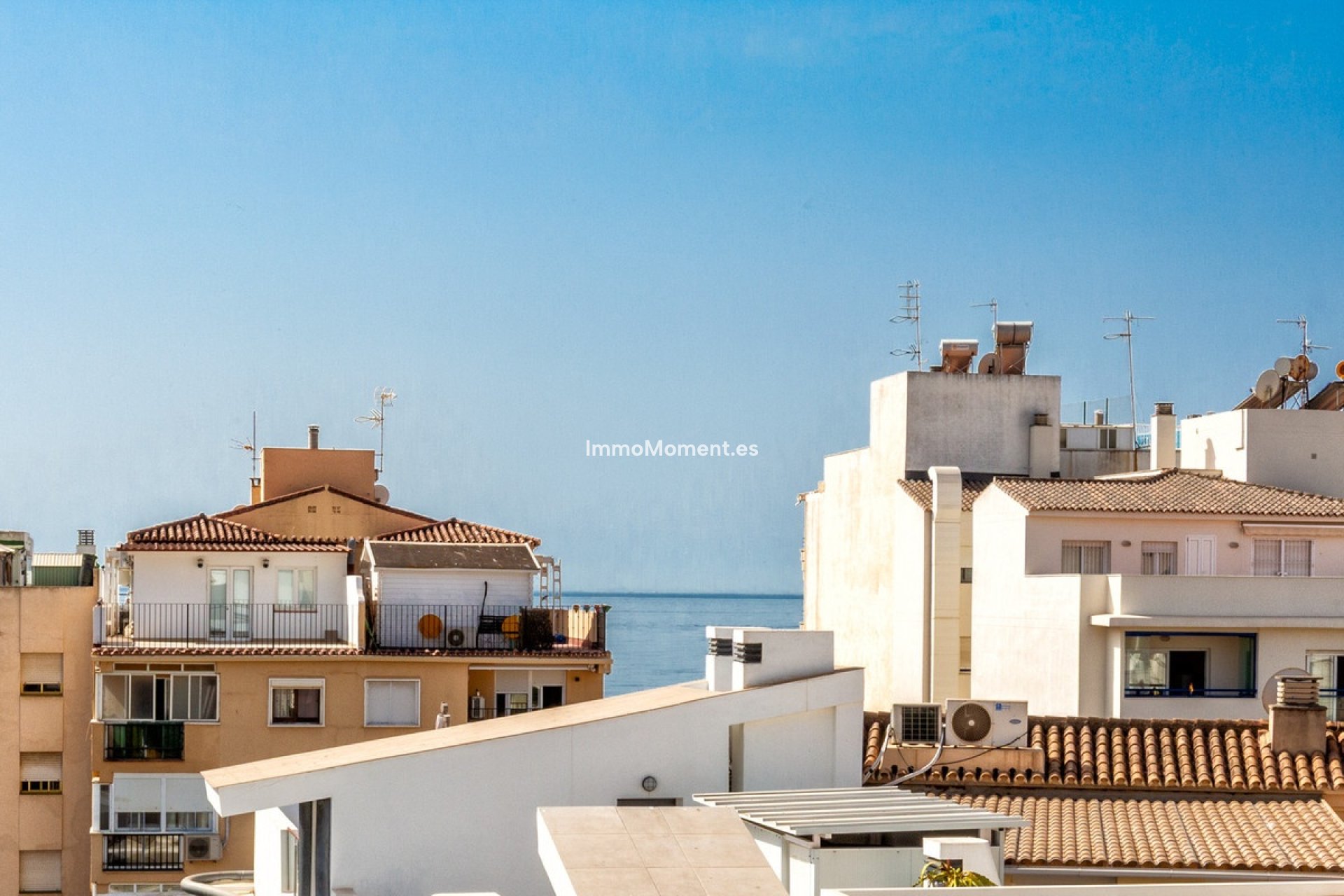 Resale - Apartment - Estepona - Estepona Centro