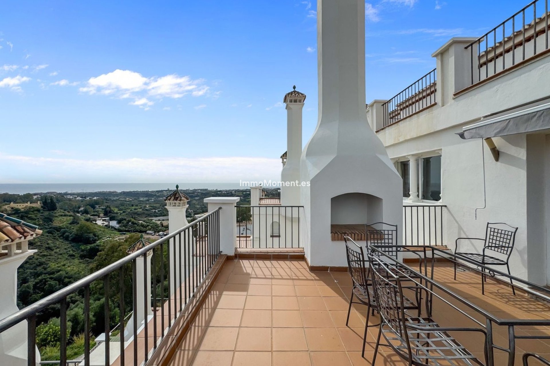 Resale - Apartment - Estepona - Estepona Centro
