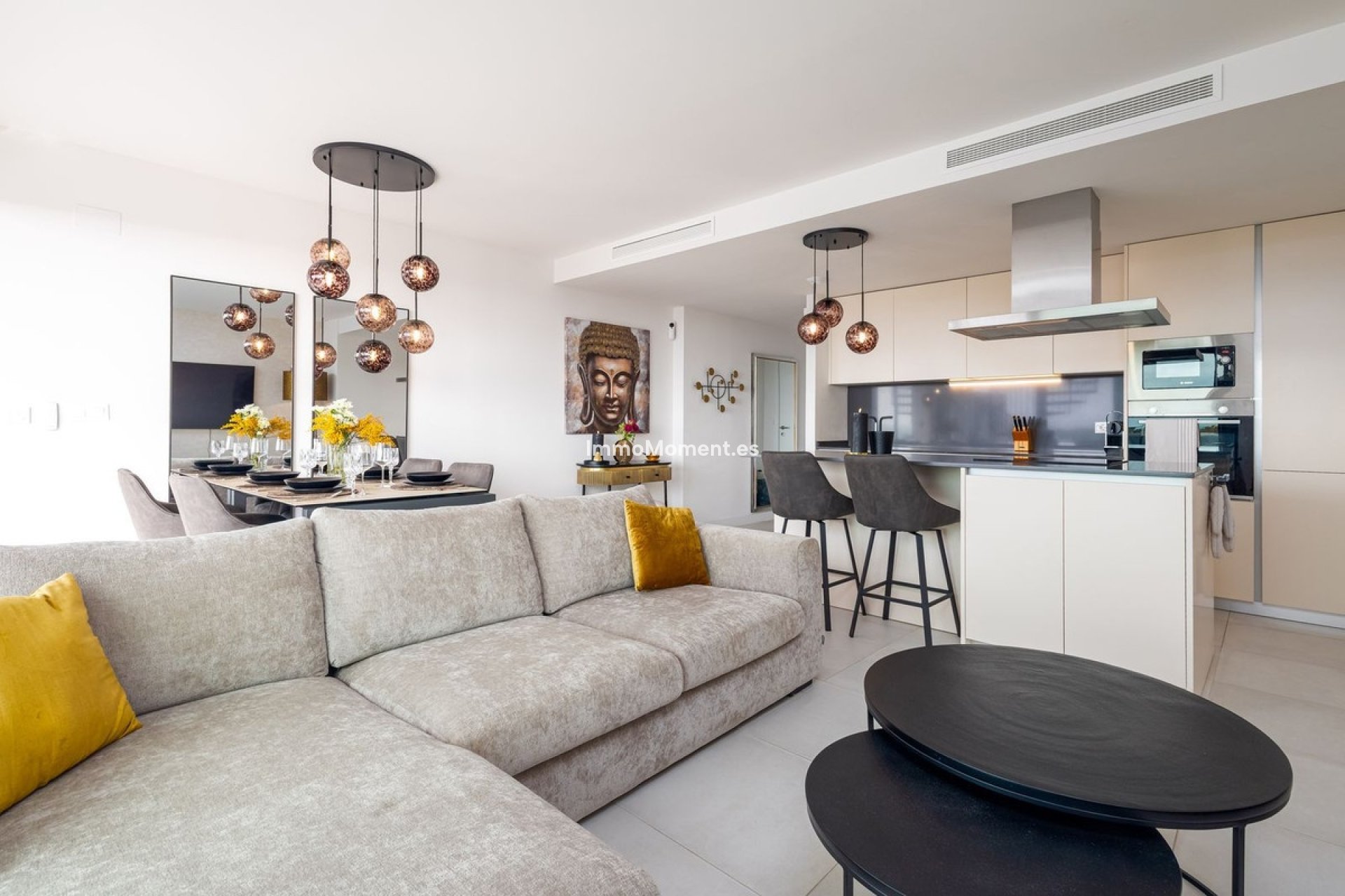 Resale - Apartment - Estepona - Estepona Centro
