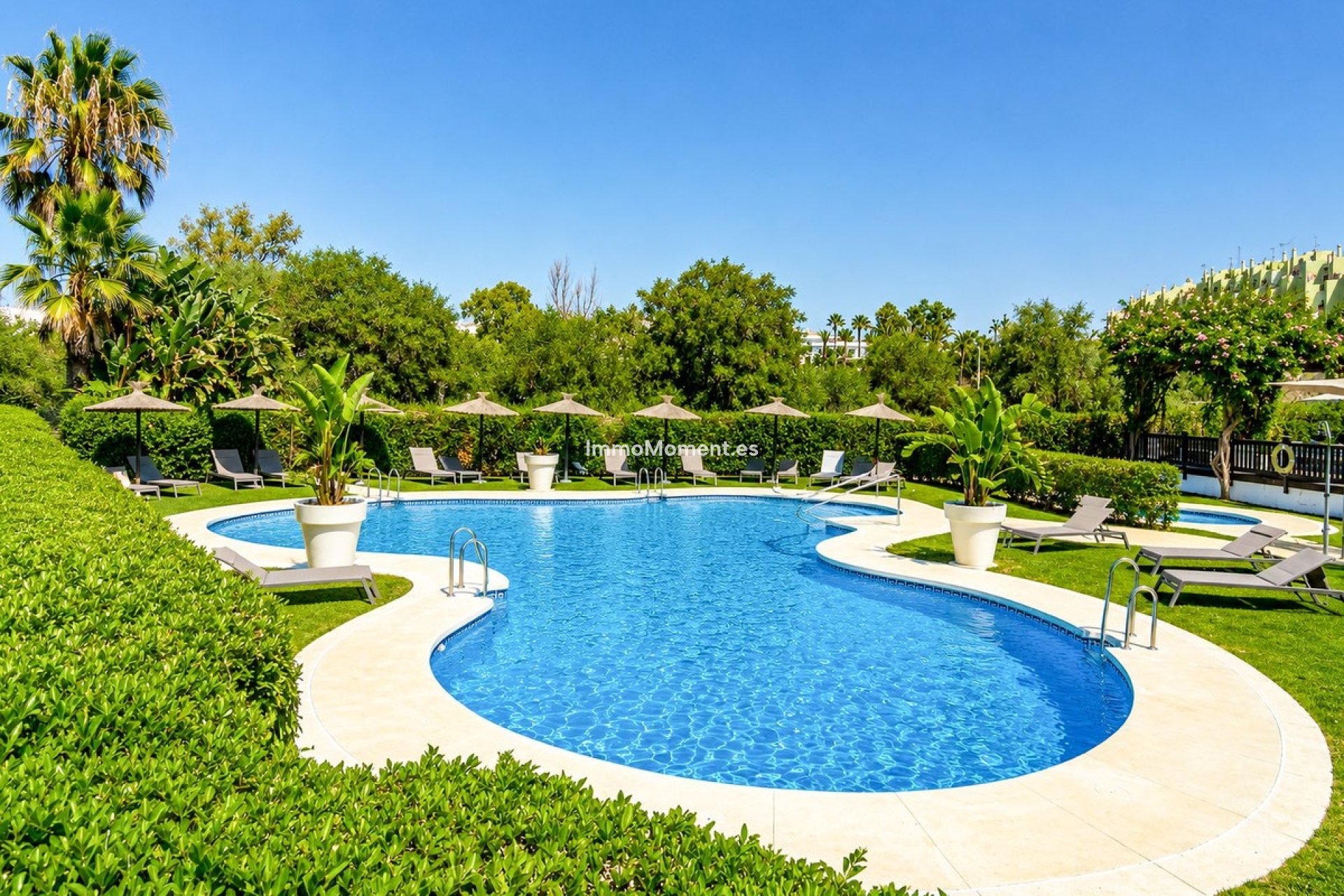 Resale - Apartment - Estepona - Estepona Centro