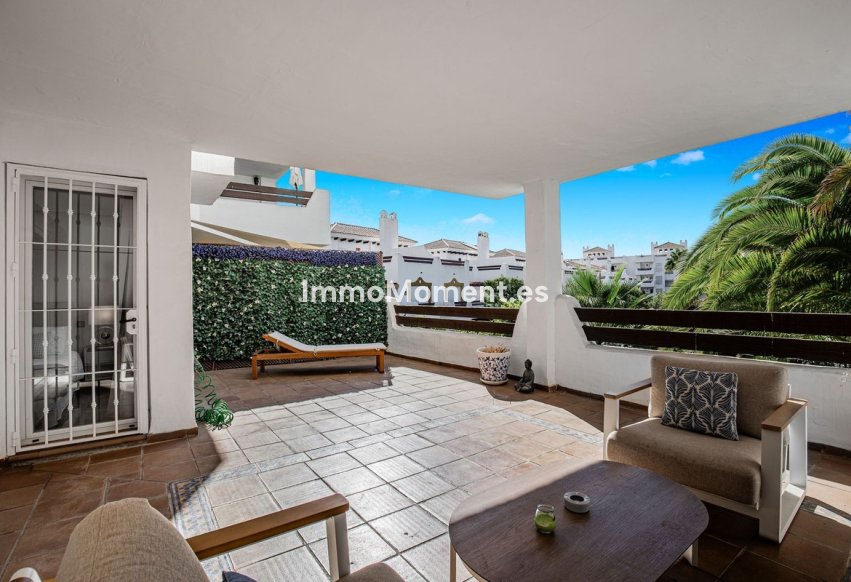 Resale - Apartment - Estepona - Estepona Centro