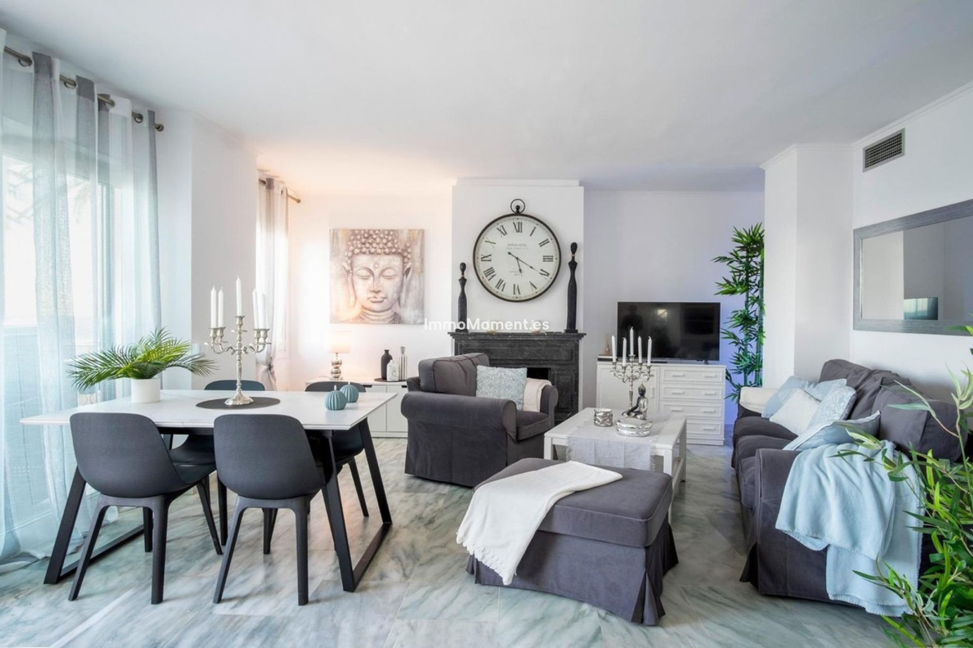 Resale - Apartment - Estepona - Estepona Centro
