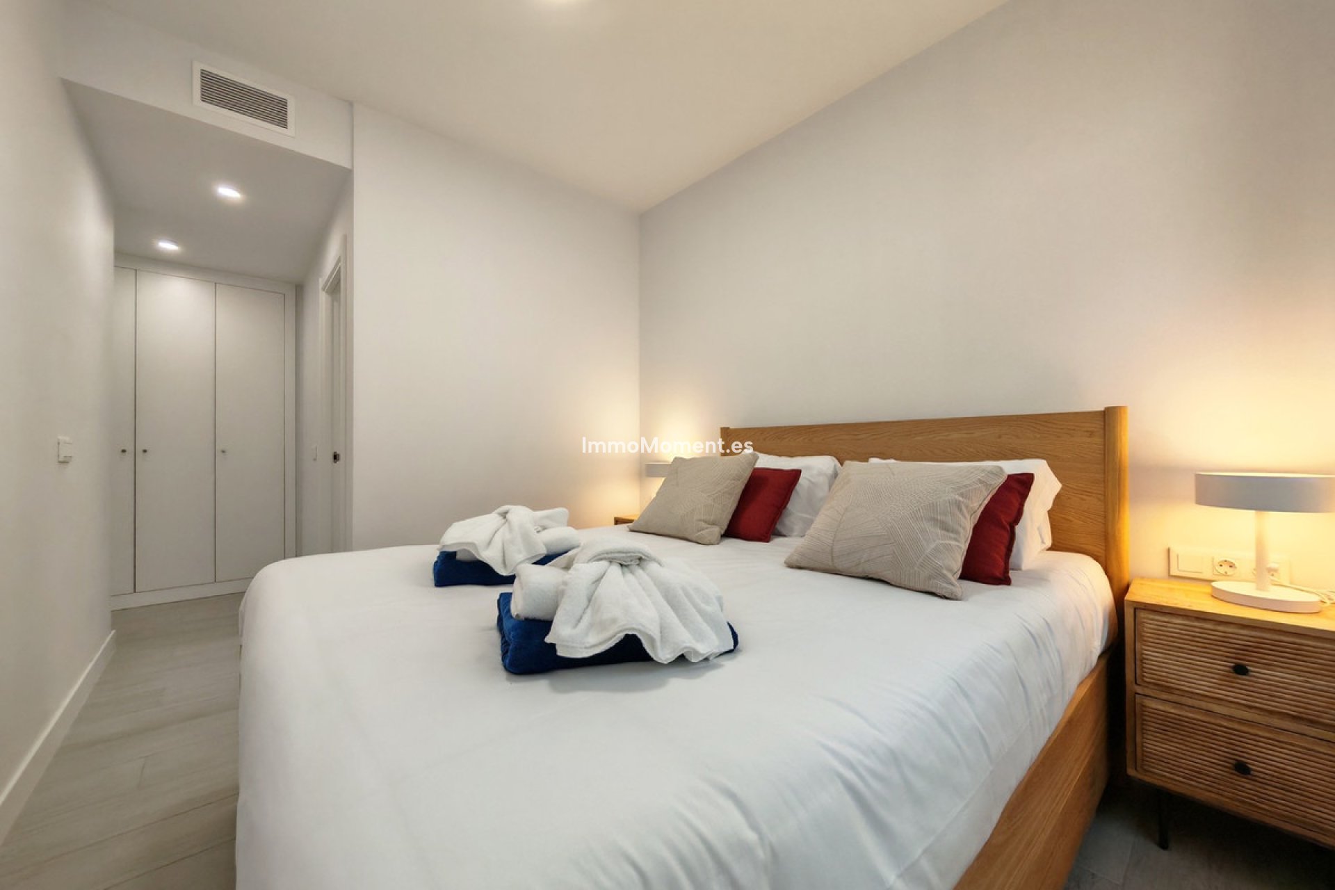 Resale - Apartment - Estepona - Estepona Centro