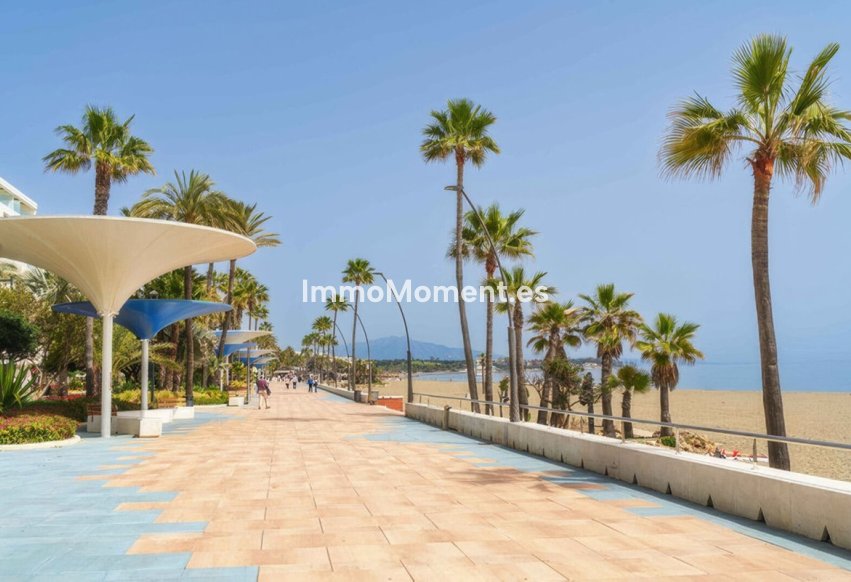 Resale - Apartment - Estepona - Estepona Centro