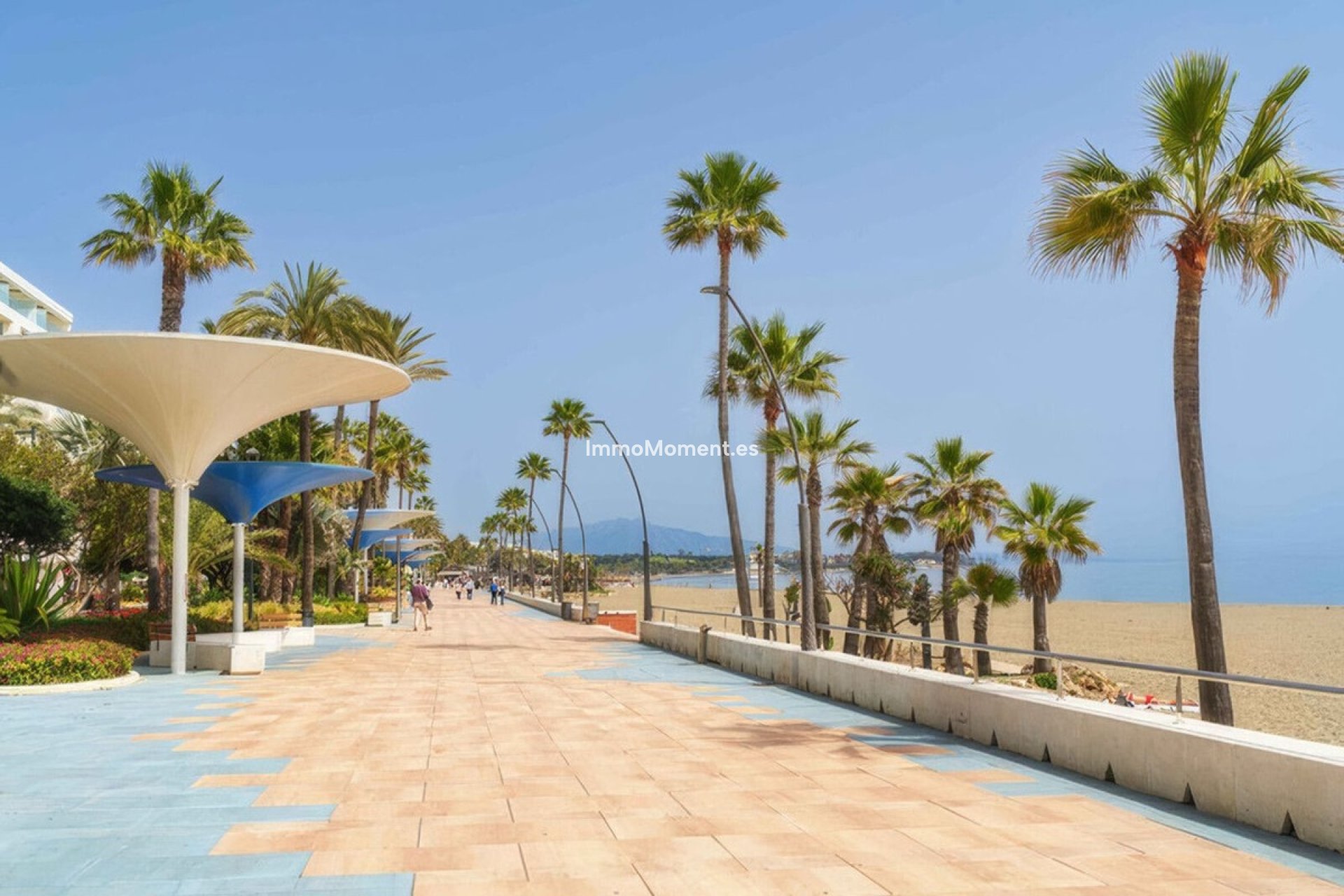 Resale - Apartment - Estepona - Estepona Centro