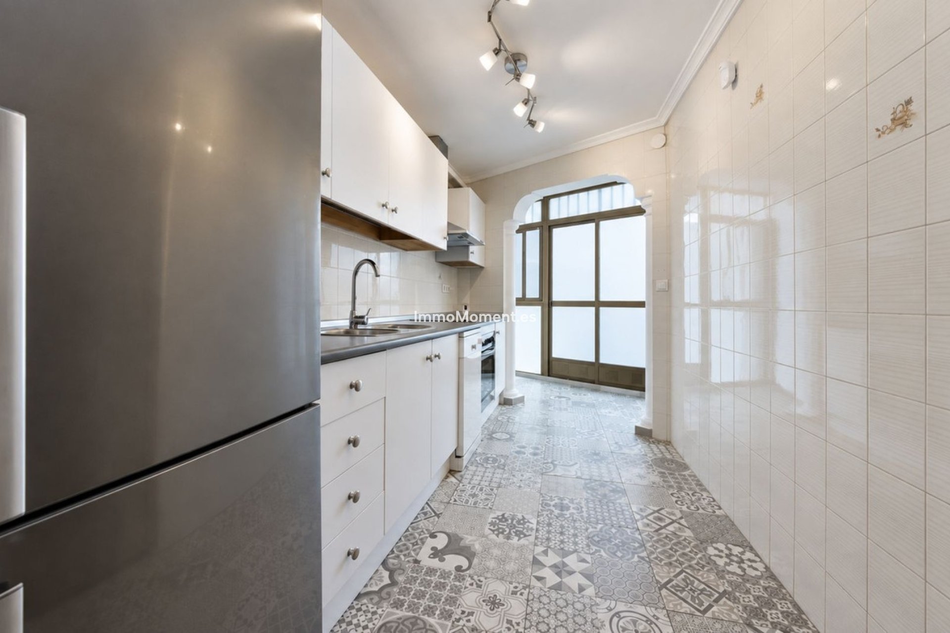 Resale - Apartment - Estepona - Estepona Centro