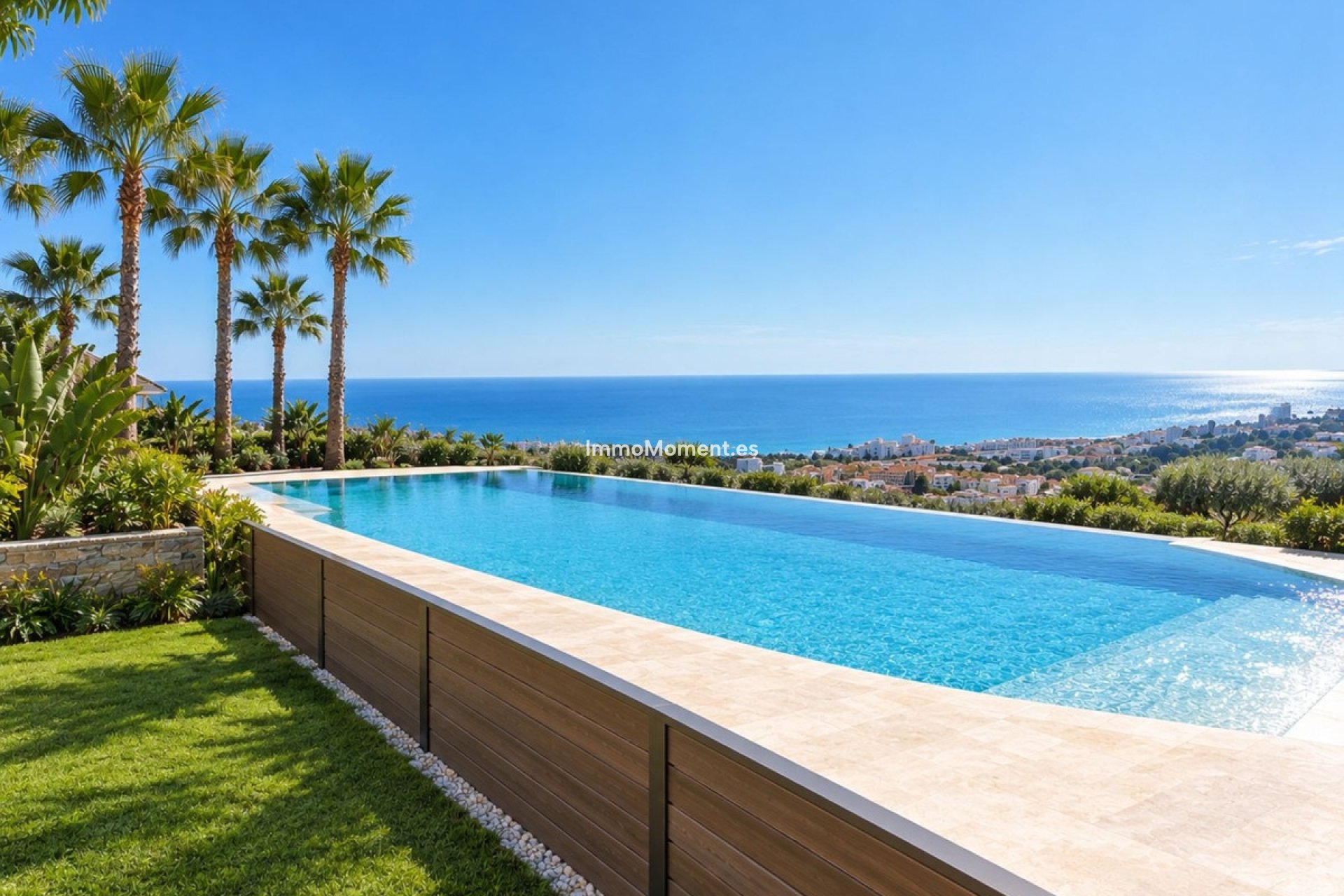 Resale - Apartment - Estepona - Estepona Centro