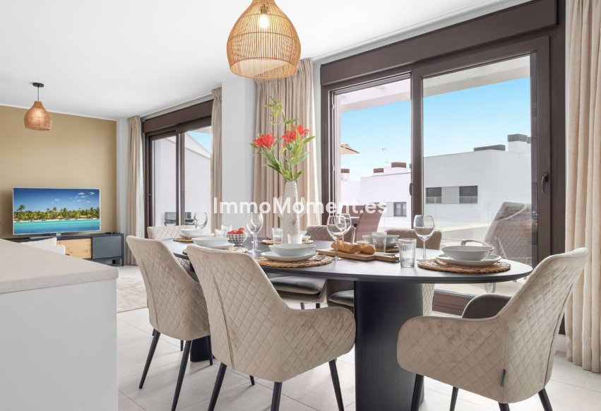 Resale - Apartment - Estepona - Estepona Centro