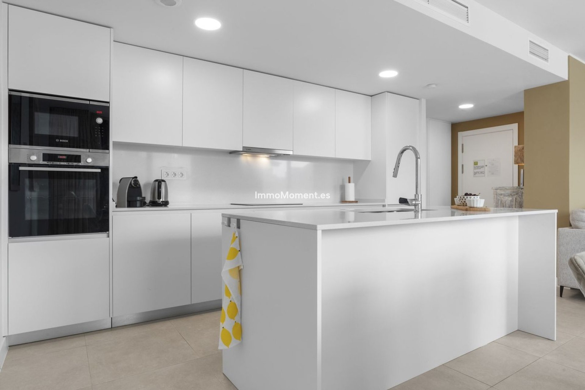 Resale - Apartment - Estepona - Estepona Centro