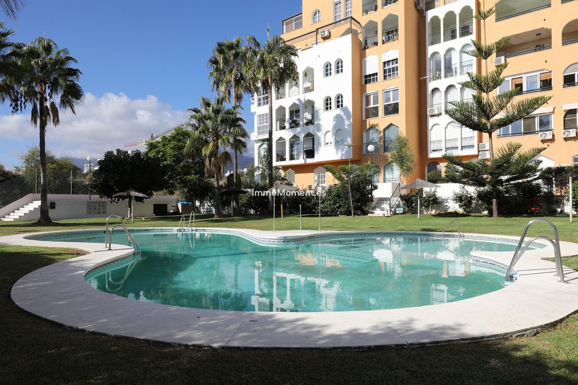 Resale - Apartment - Estepona - Estepona Centro
