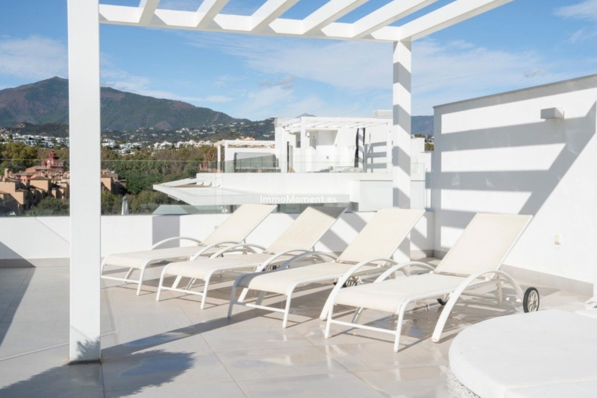 Resale - Apartment - Estepona - Estepona Centro