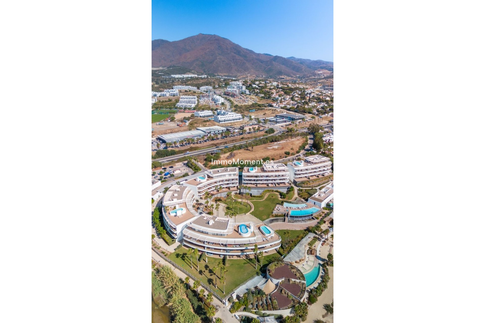 Resale - Apartment - Estepona - Estepona Centro