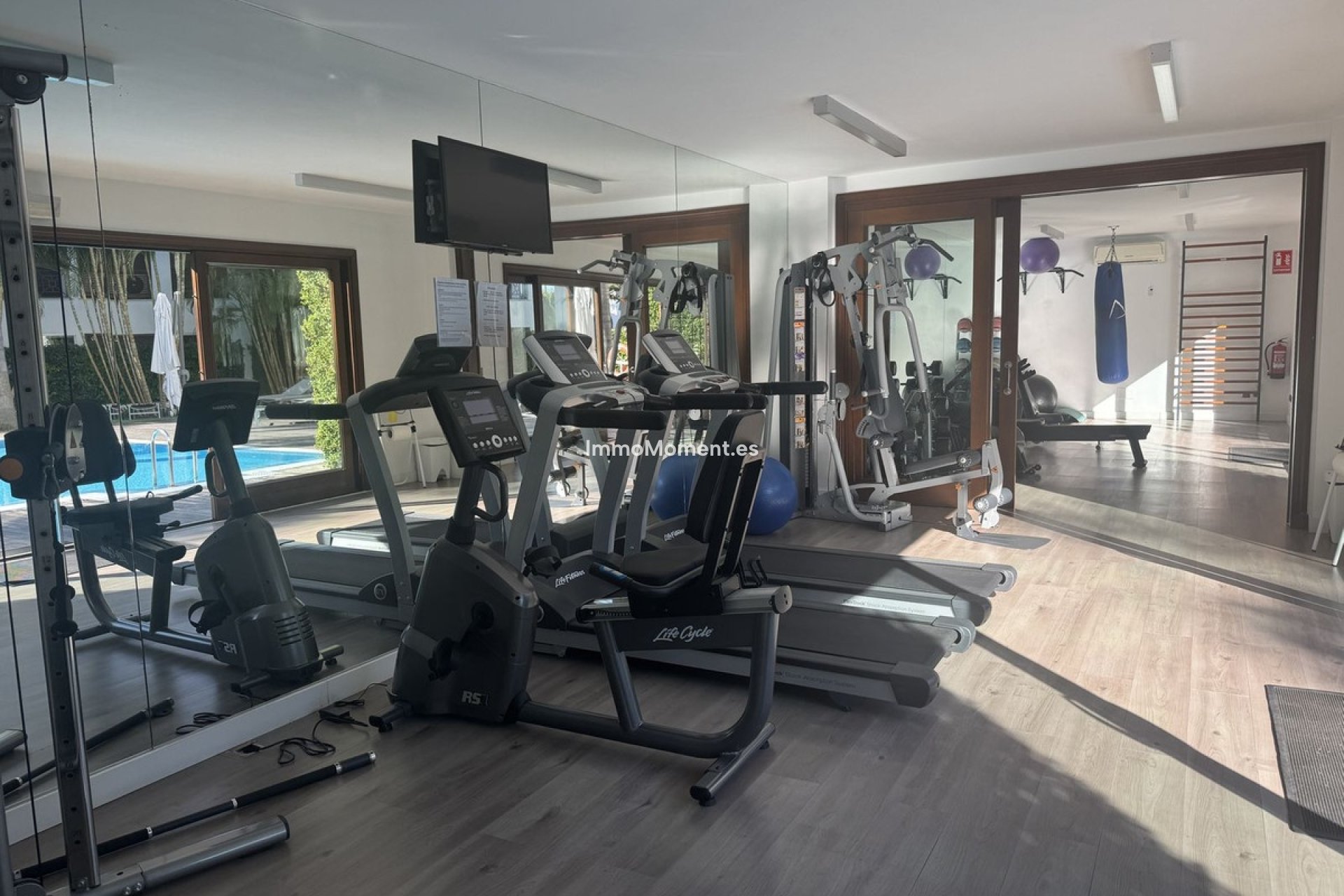 Resale - Apartment - Estepona - Estepona Centro