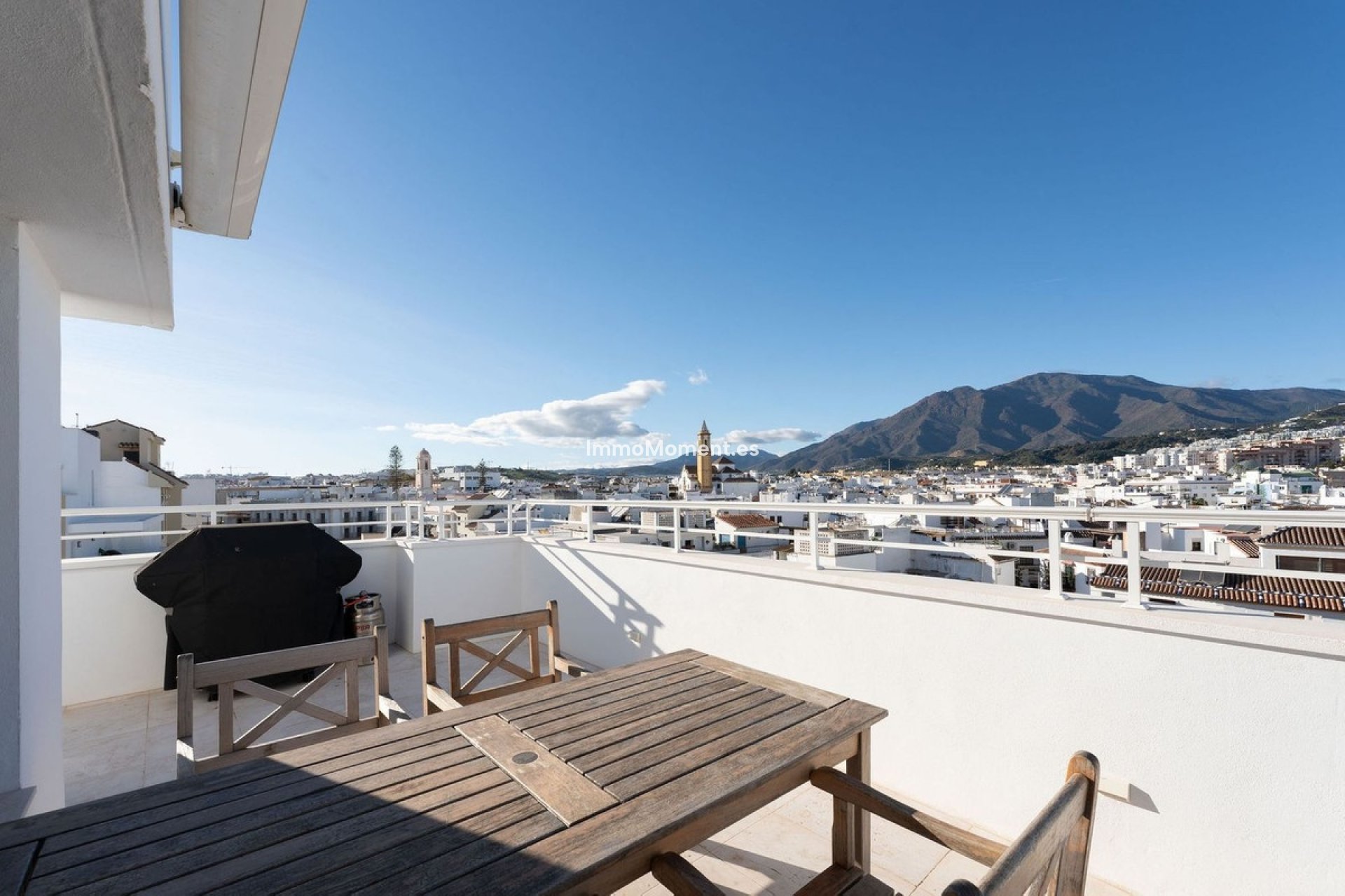 Resale - Apartment - Estepona - Estepona Centro