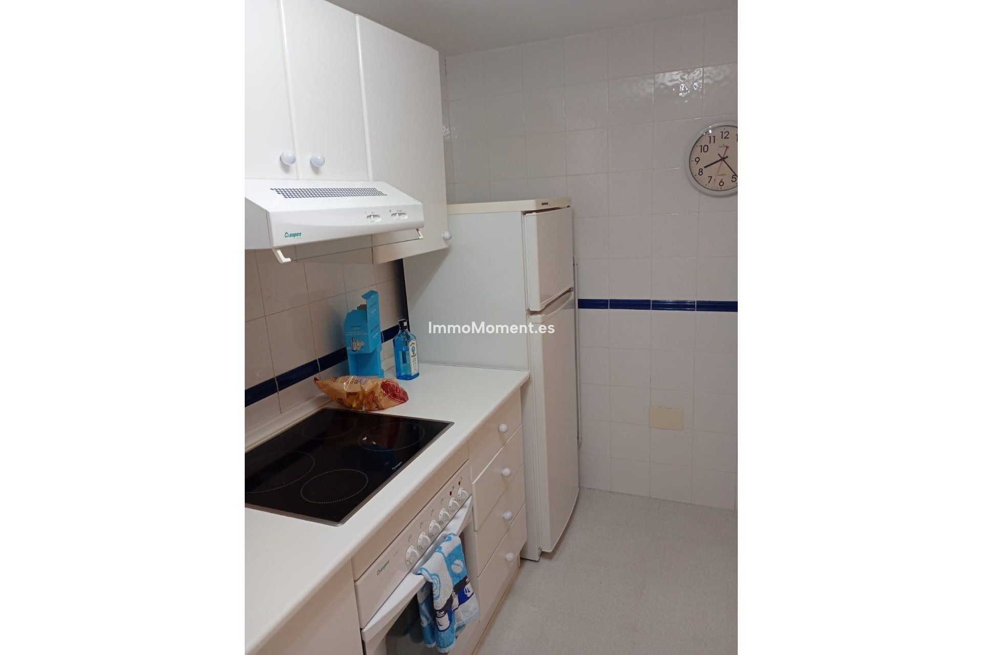 Resale - Apartment - Estepona - Estepona Centro