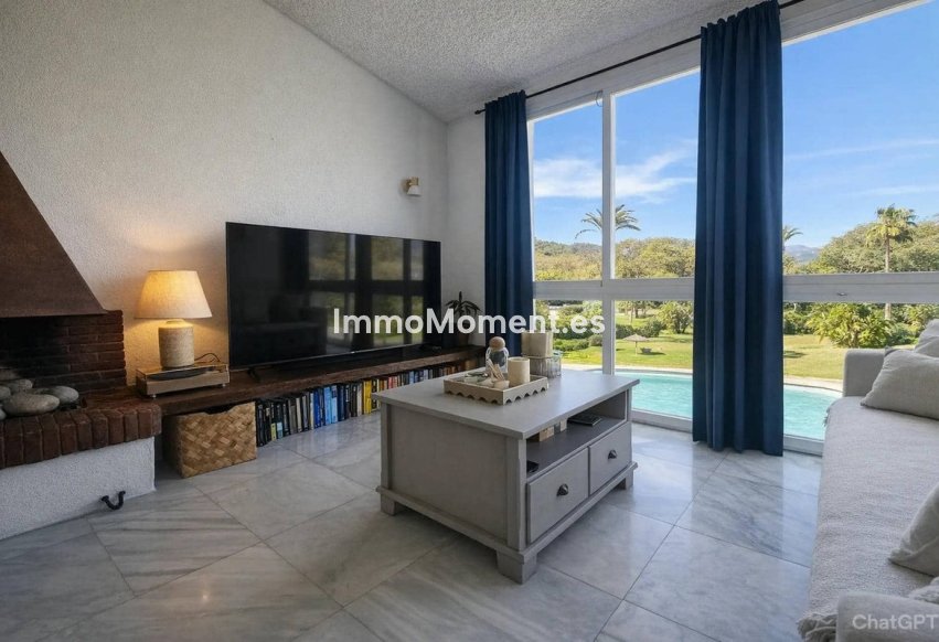 Resale - Apartment - Estepona - Estepona Centro