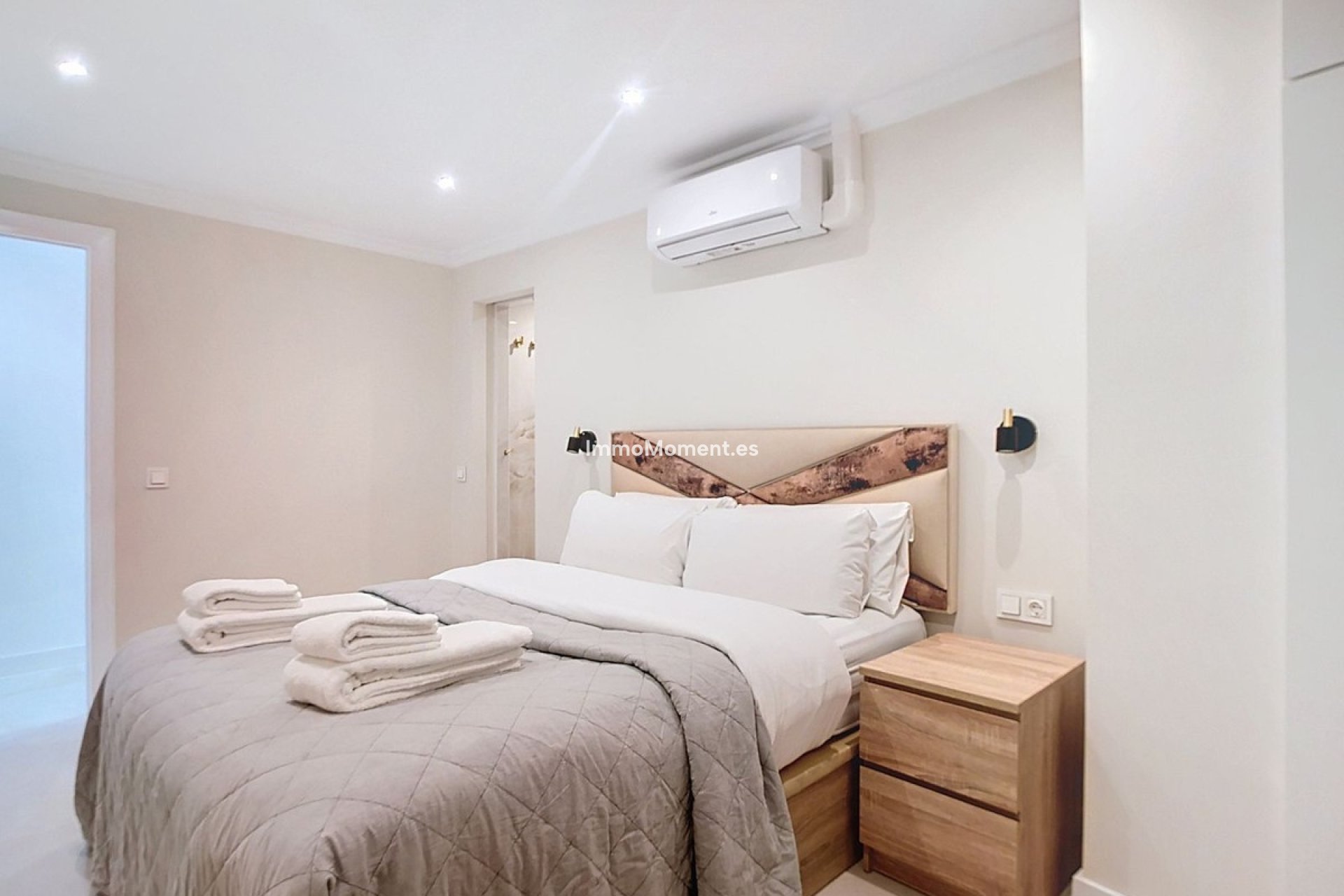 Resale - Apartment - Estepona - Estepona Centro