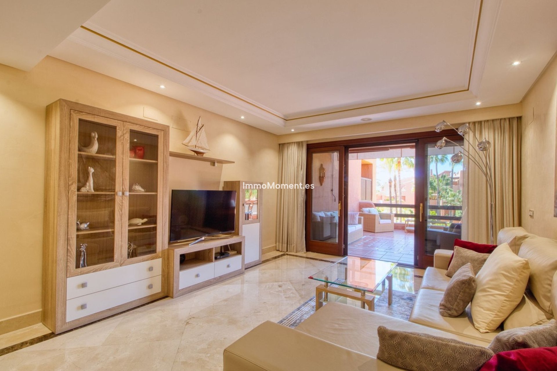 Resale - Apartment - Estepona - Estepona Centro