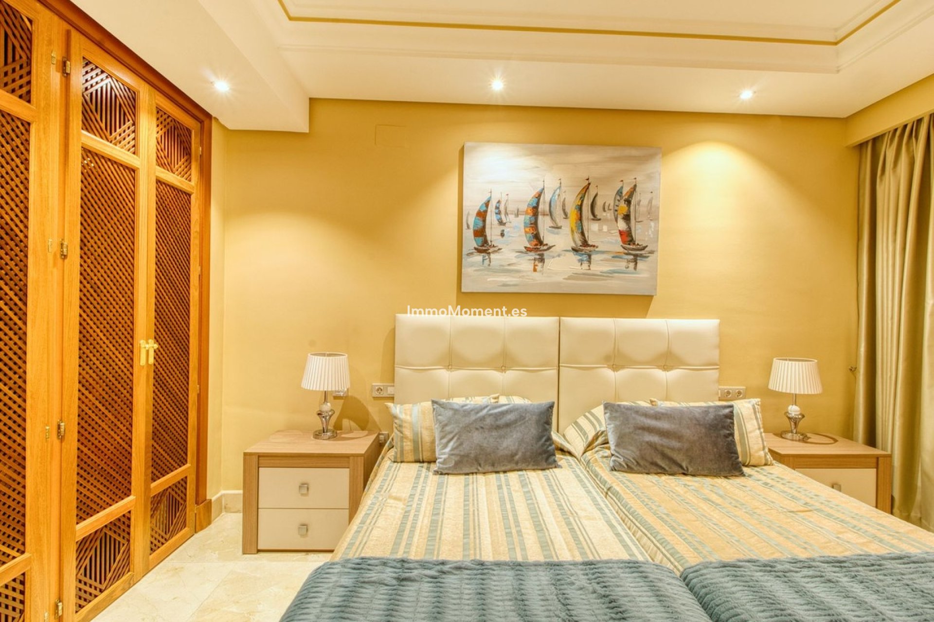 Resale - Apartment - Estepona - Estepona Centro