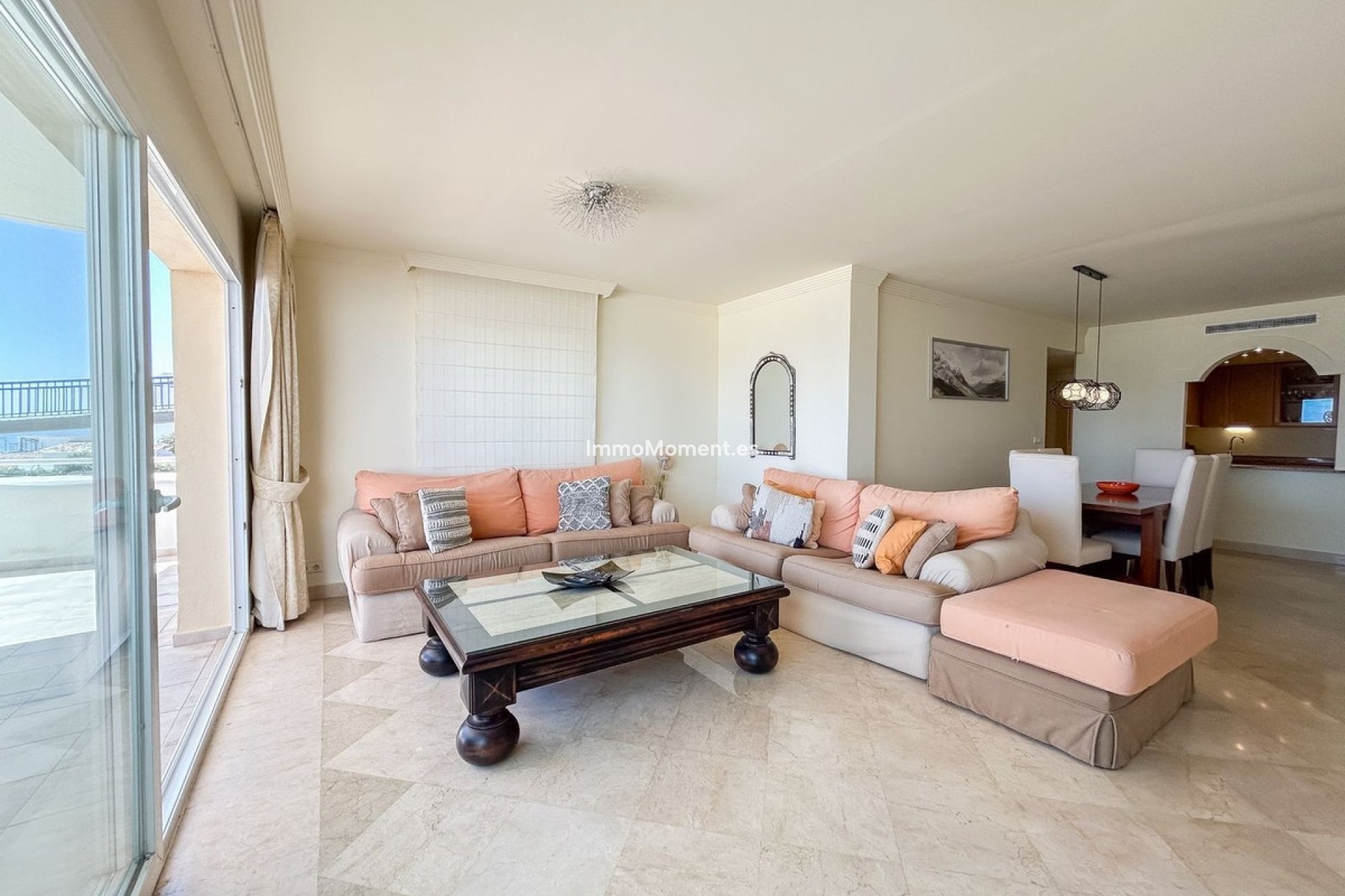 Resale - Apartment - Estepona - Estepona Centro