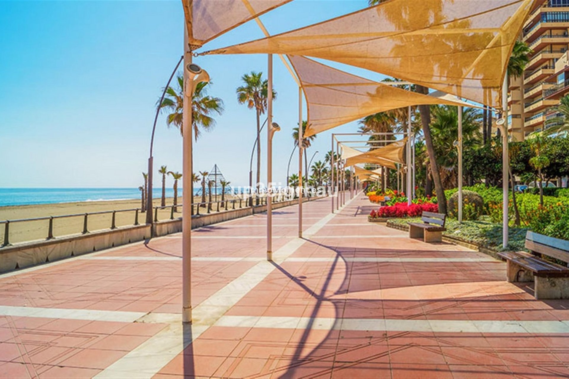 Resale - Apartment - Estepona - Estepona Centro